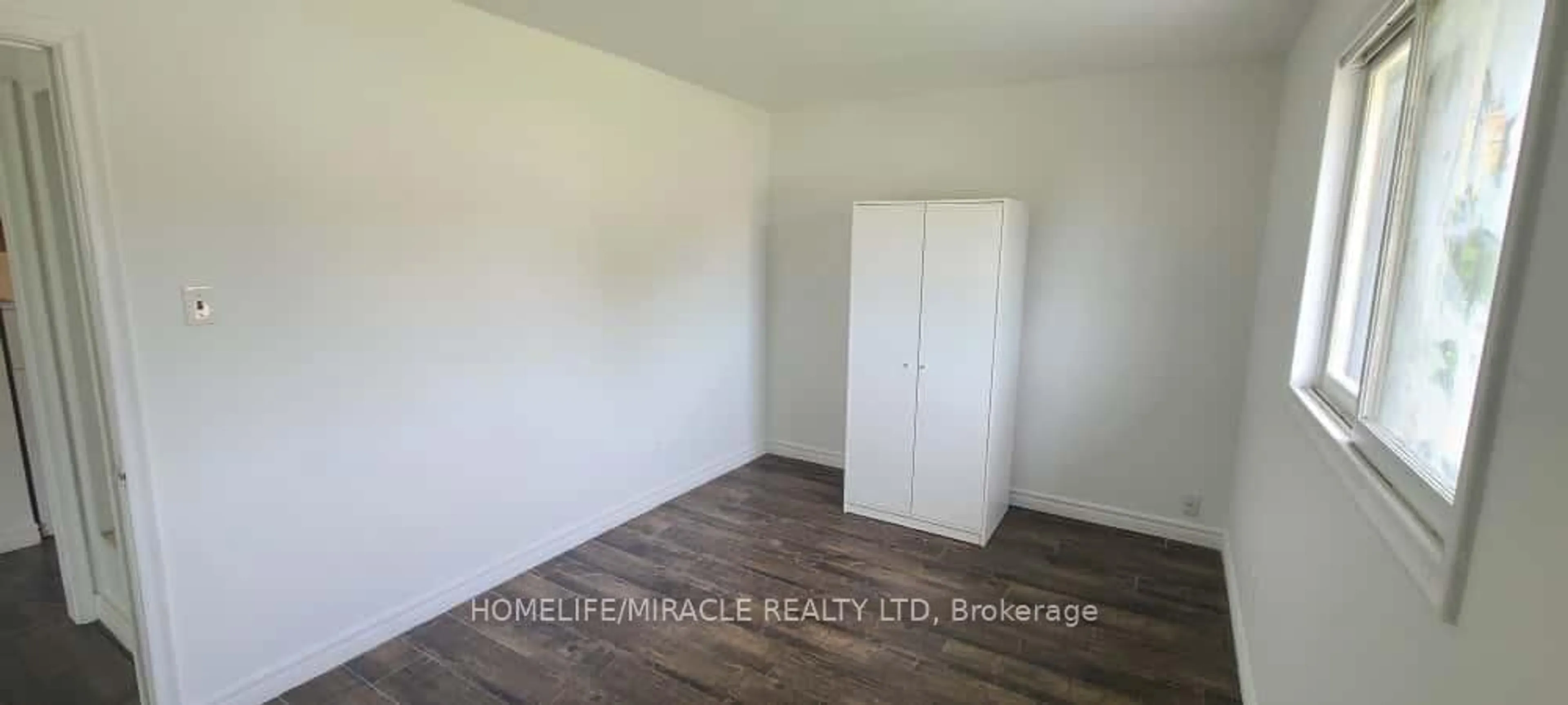 A pic of a room for 16 Cattrick St, Mississauga Ontario L4T 1H5
