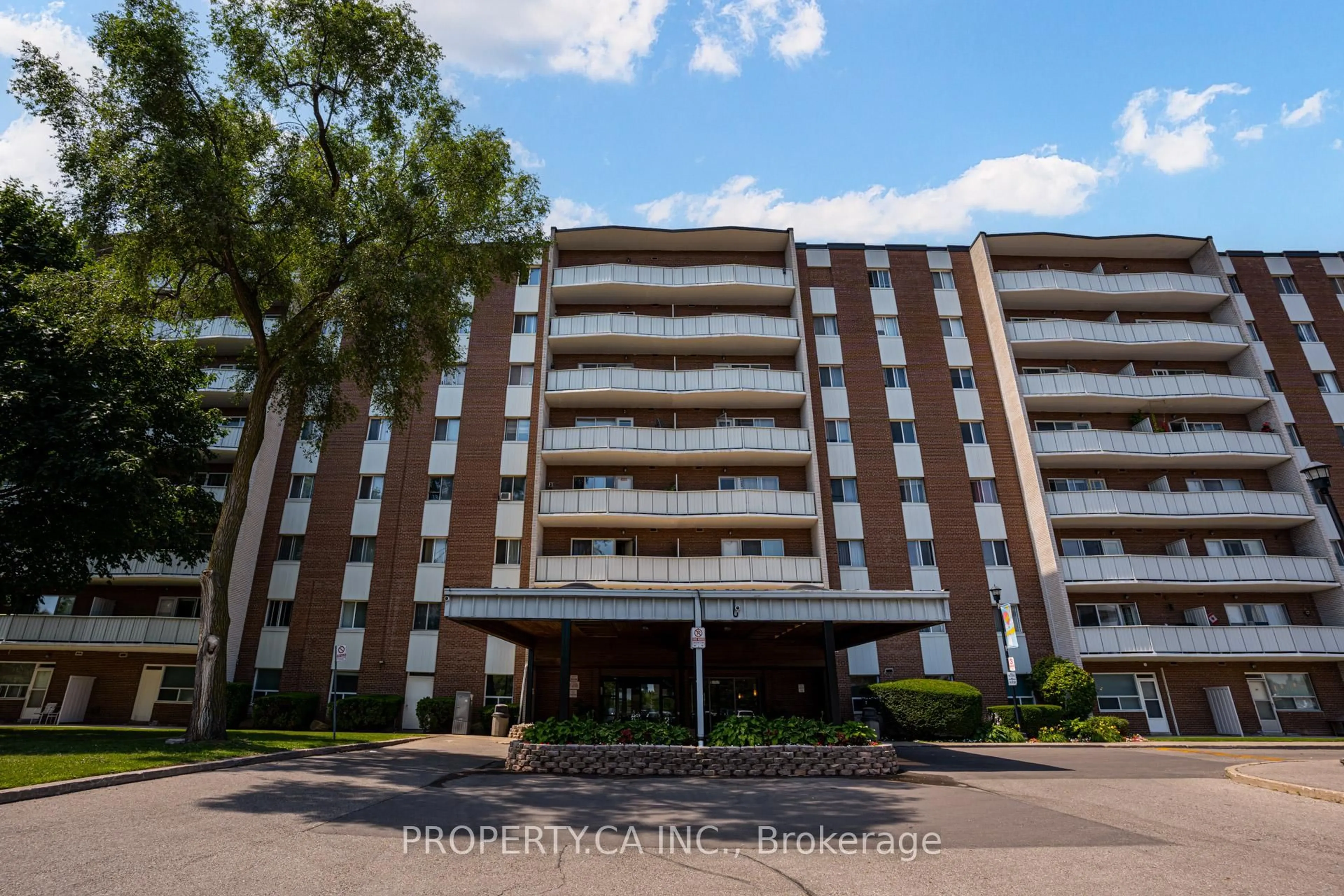 Unknown for 1660 Bloor St #803, Mississauga Ontario L4X 1R9
