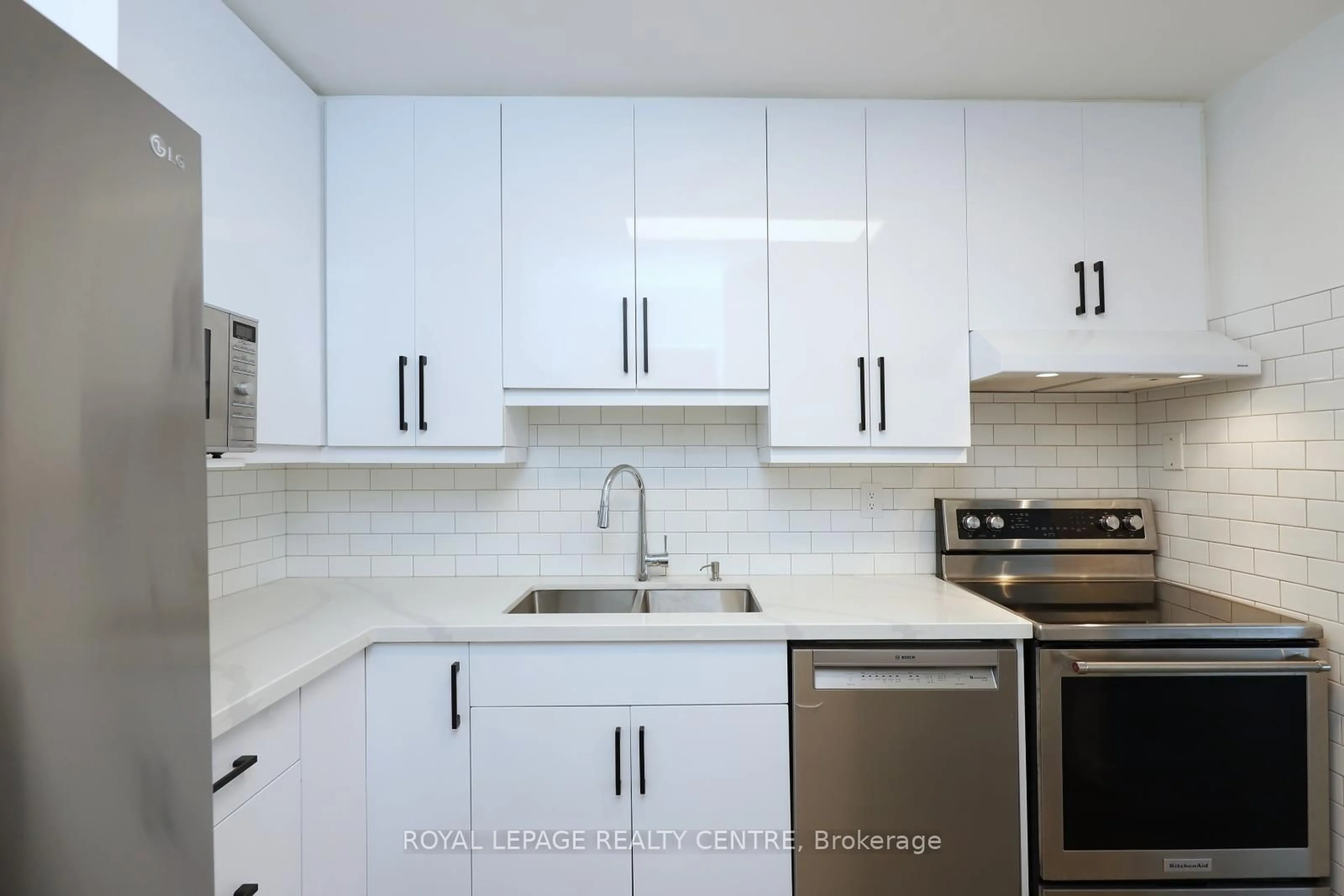 Standard kitchen, unknown for 551 The West Mall #605, Toronto Ontario M9C 1G7
