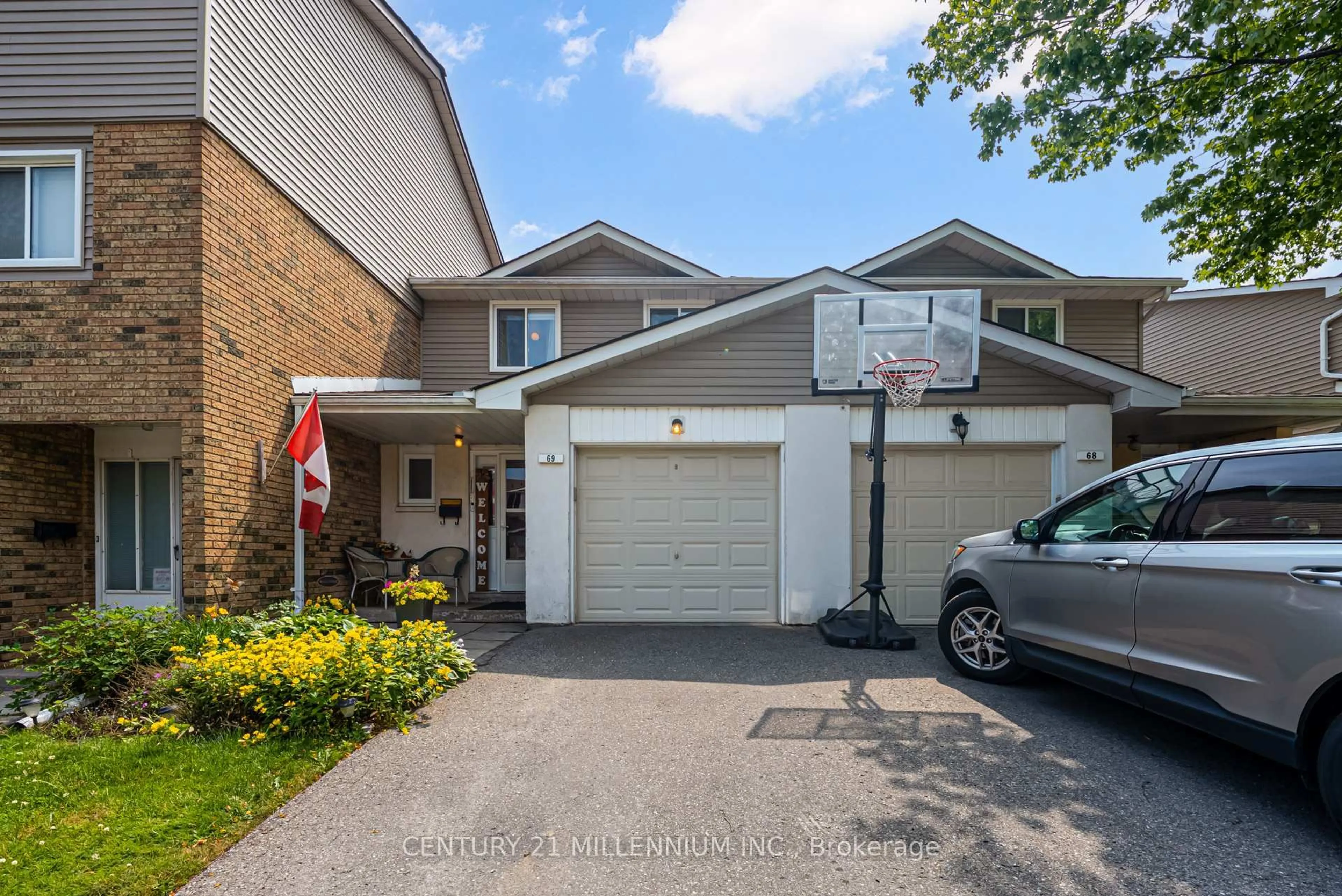Unknown for 69 Carisbrooke Crt #69, Brampton Ontario L6S 3K1