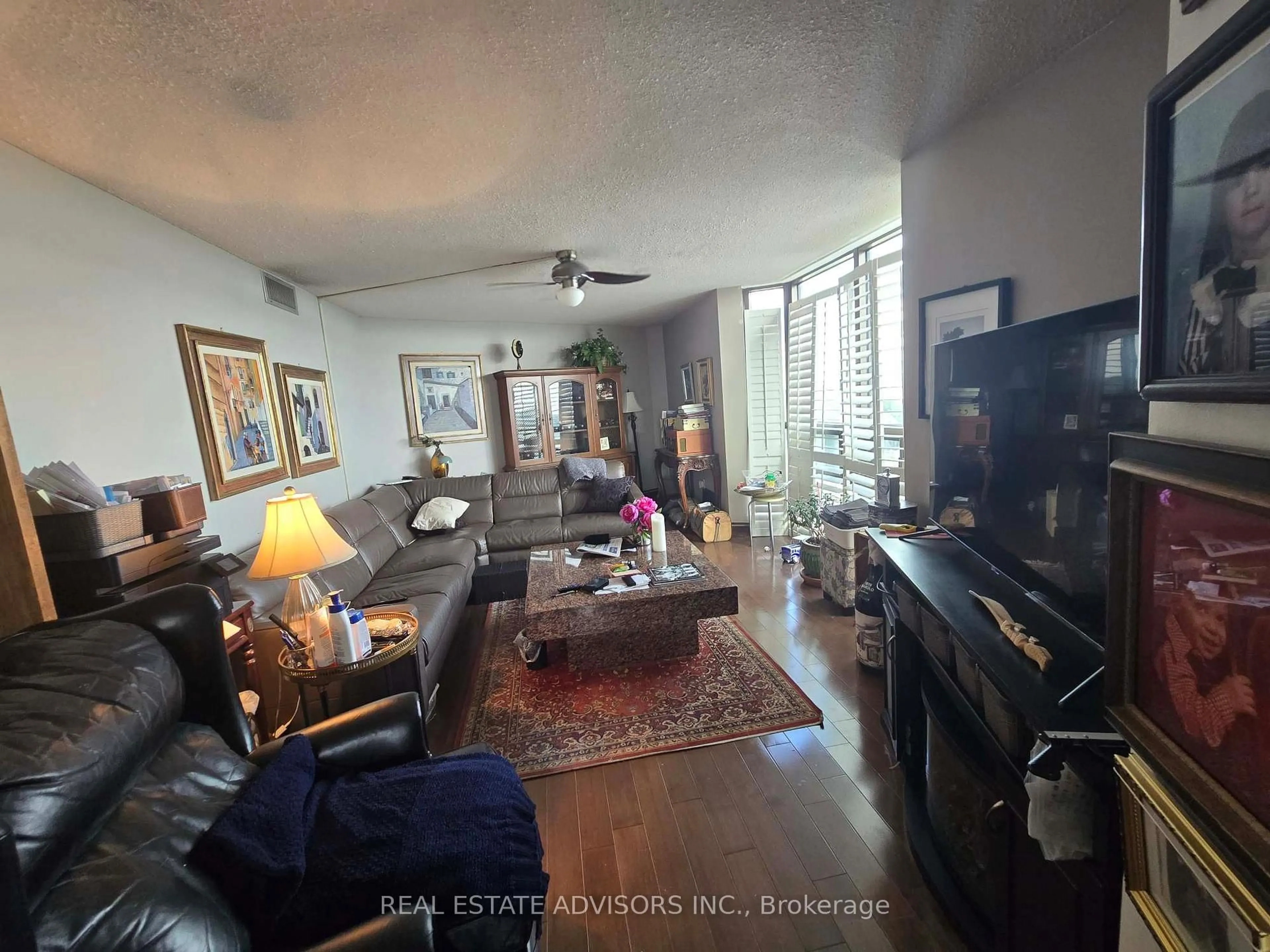 A pic of a room for 2010 Islington Ave #2306, Toronto Ontario M9P 3S8
