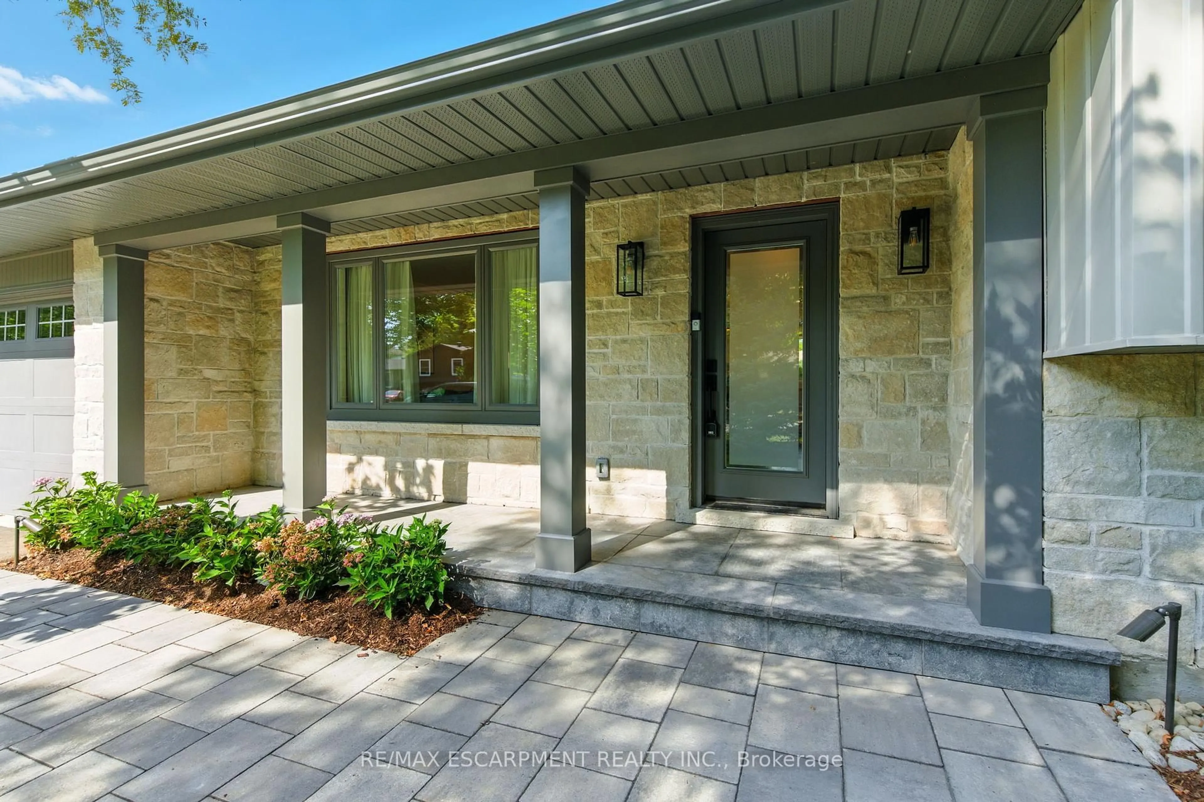 Unknown for 535 Vanguard Cres, Oakville Ontario L6L 5G6