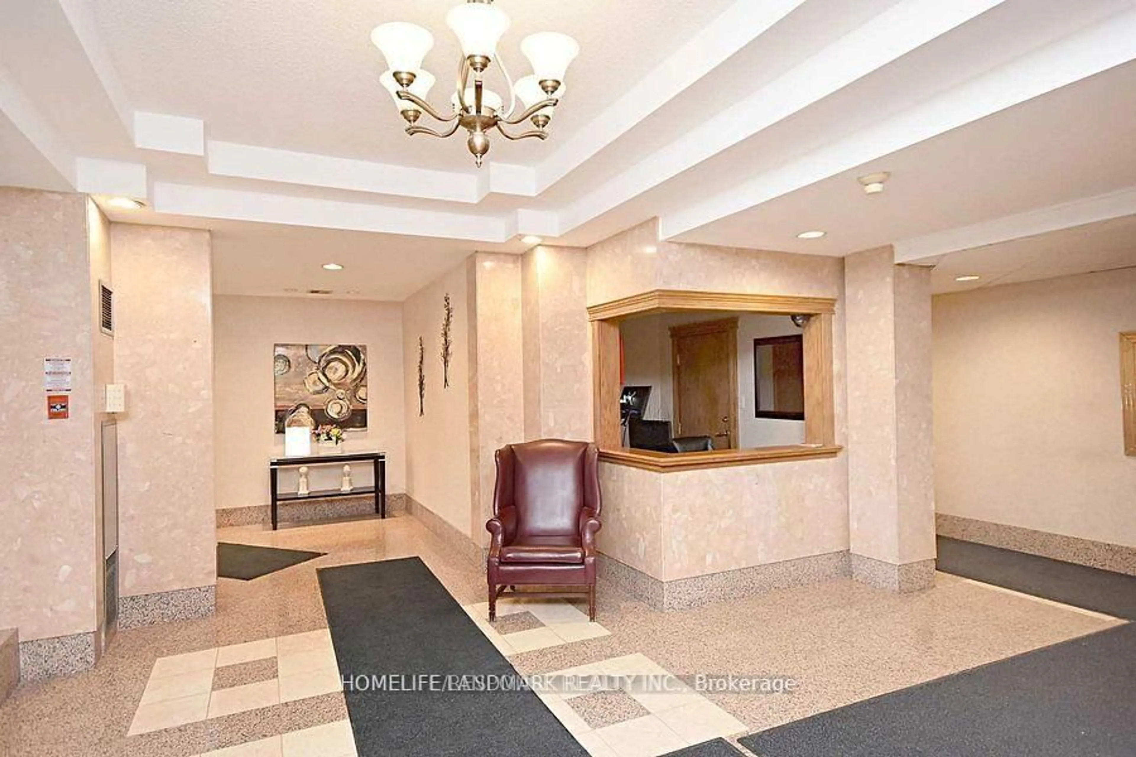 Lobby for 55 Elm Dr #1002, Mississauga Ontario L5B 3Z3