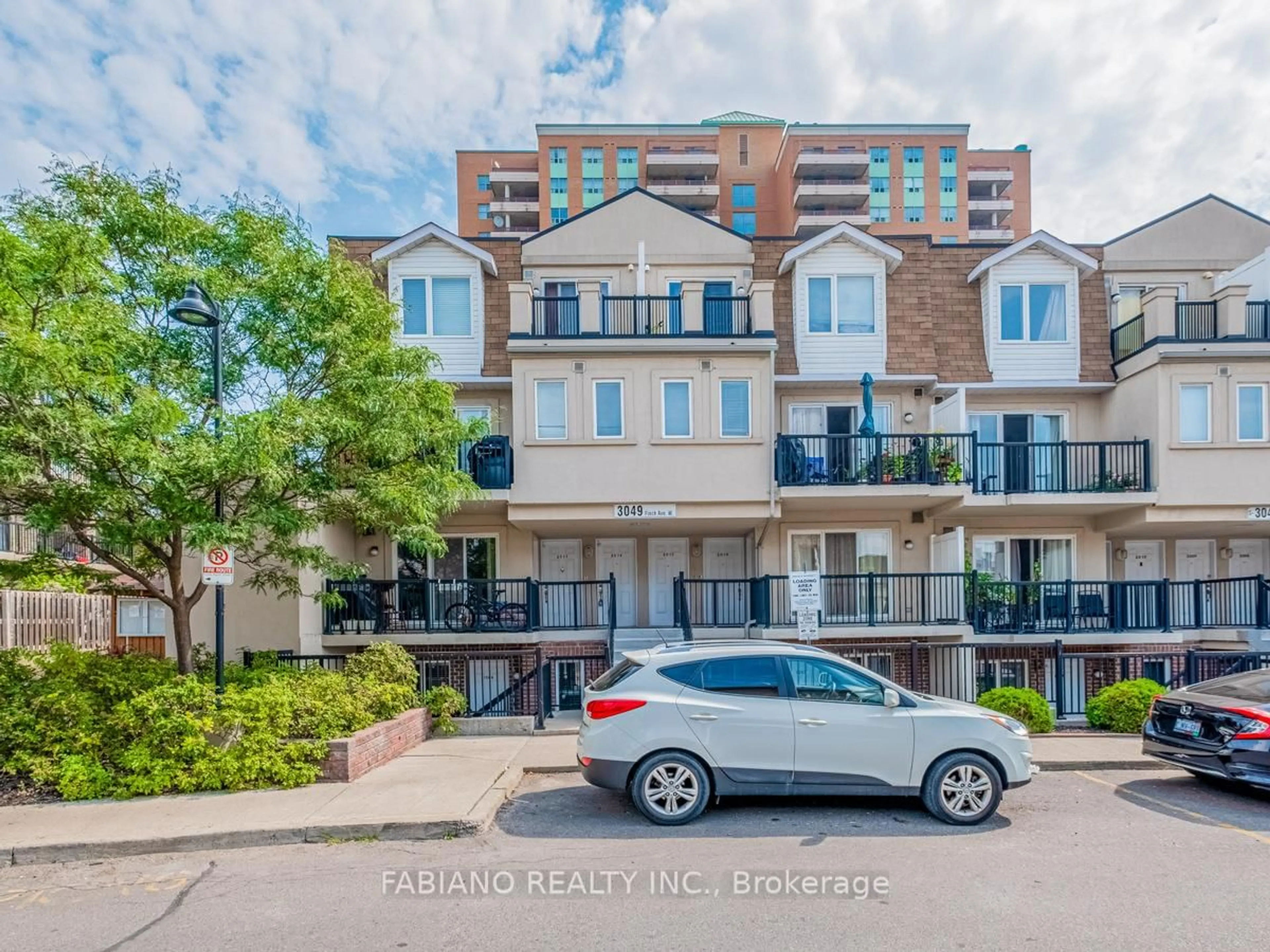 A pic from outside/outdoor area/front of a property/back of a property/a pic from drone, street for 3049 Finch Ave #2016, Toronto Ontario M9M 0A2