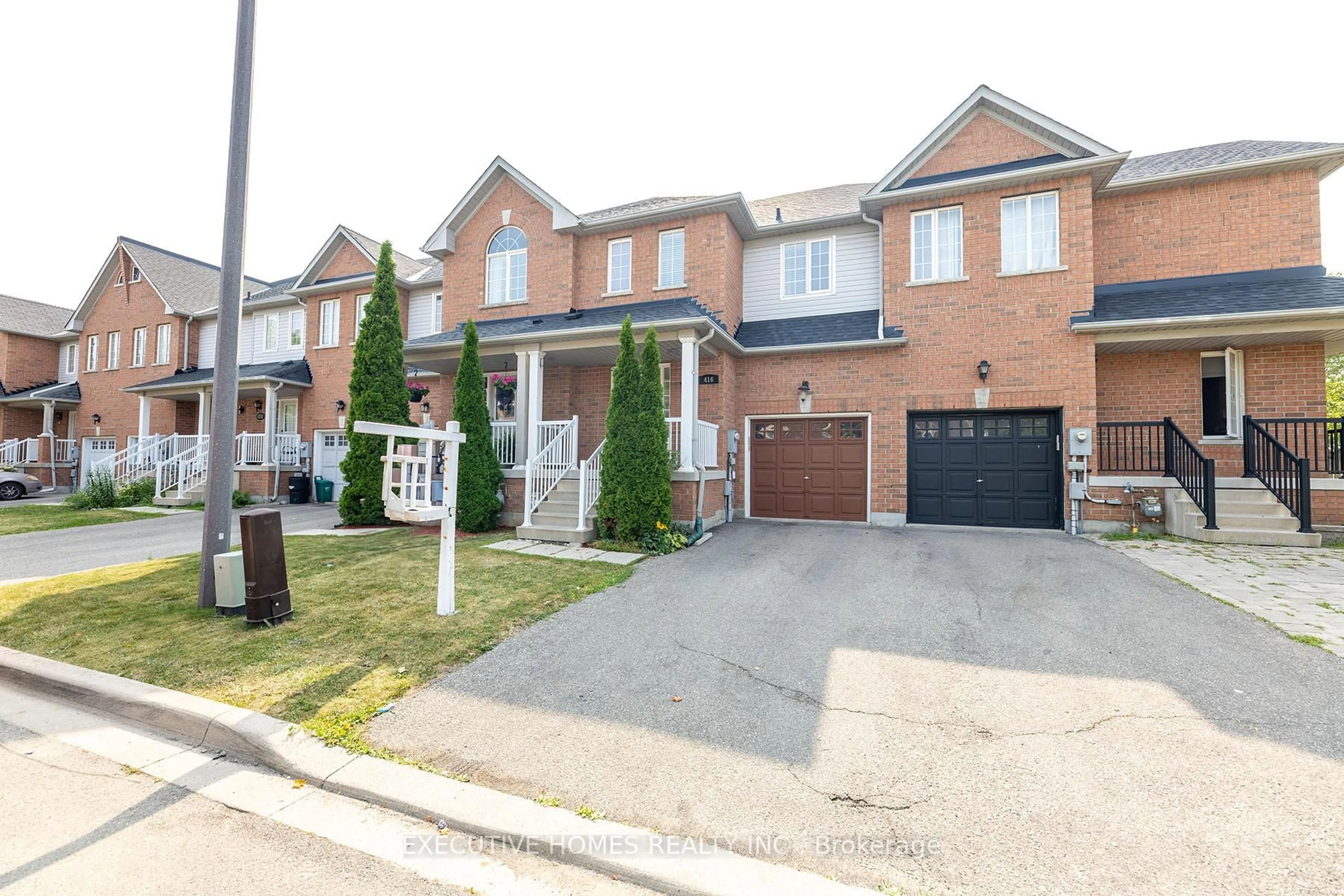 Unknown for 416 Hobbs Cres, Milton Ontario L9T 0J1