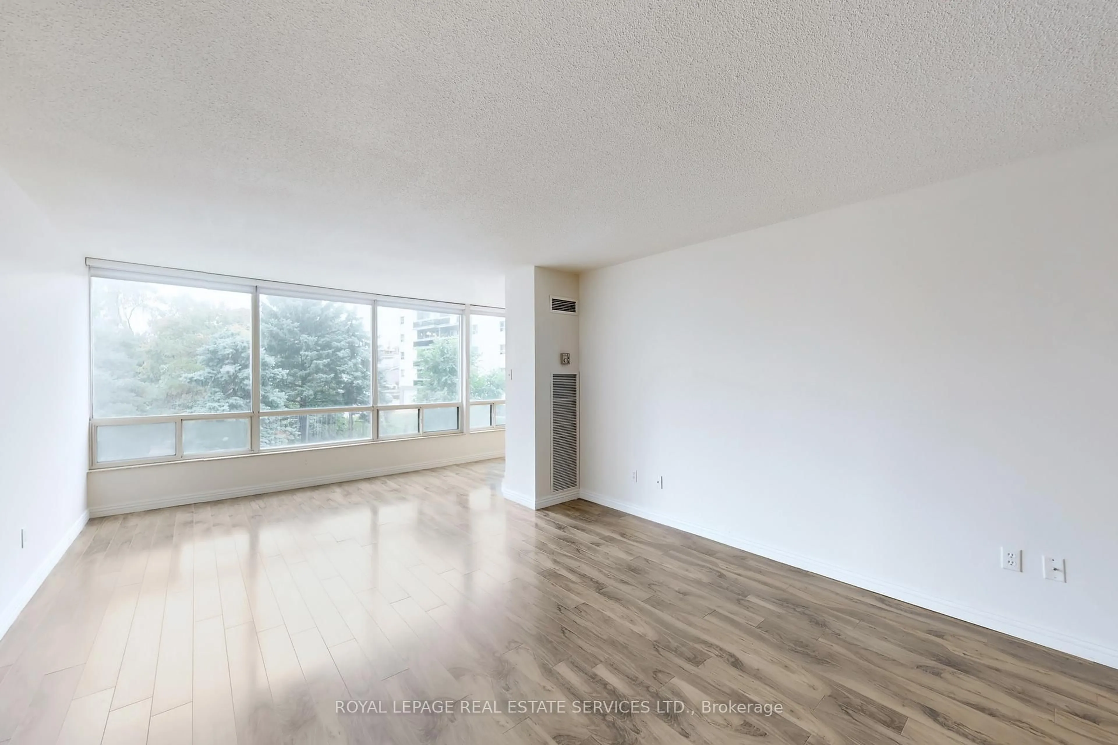 A pic of a room for 1300 Islington Ave #304, Toronto Ontario M9A 5C4