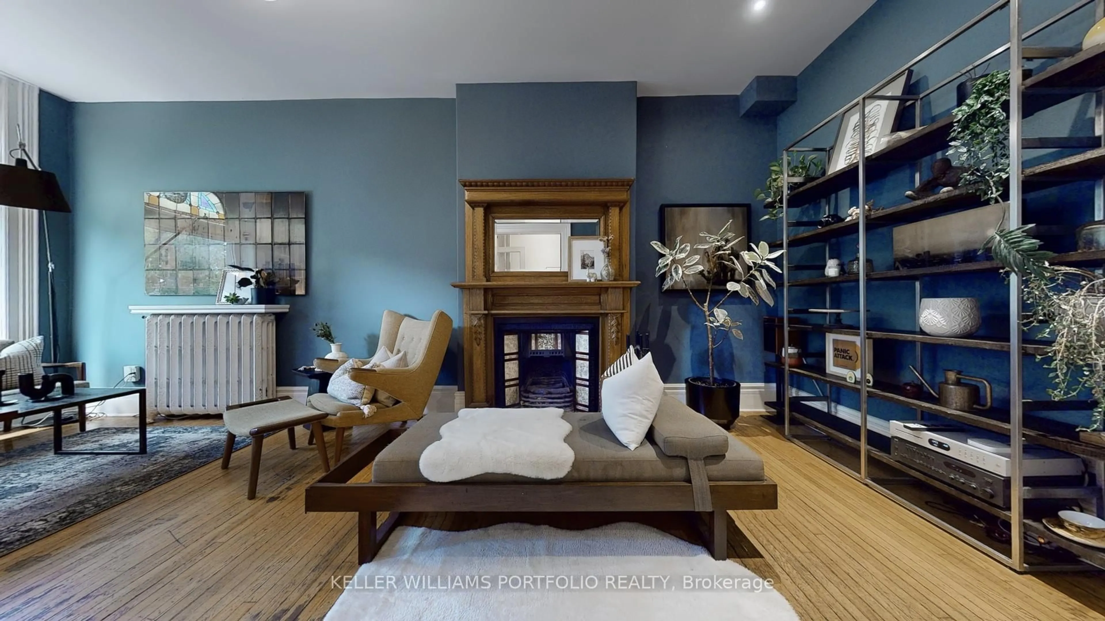 Living room with furniture, unknown for 51 Macdonell Ave, Toronto Ontario M6R 2A3