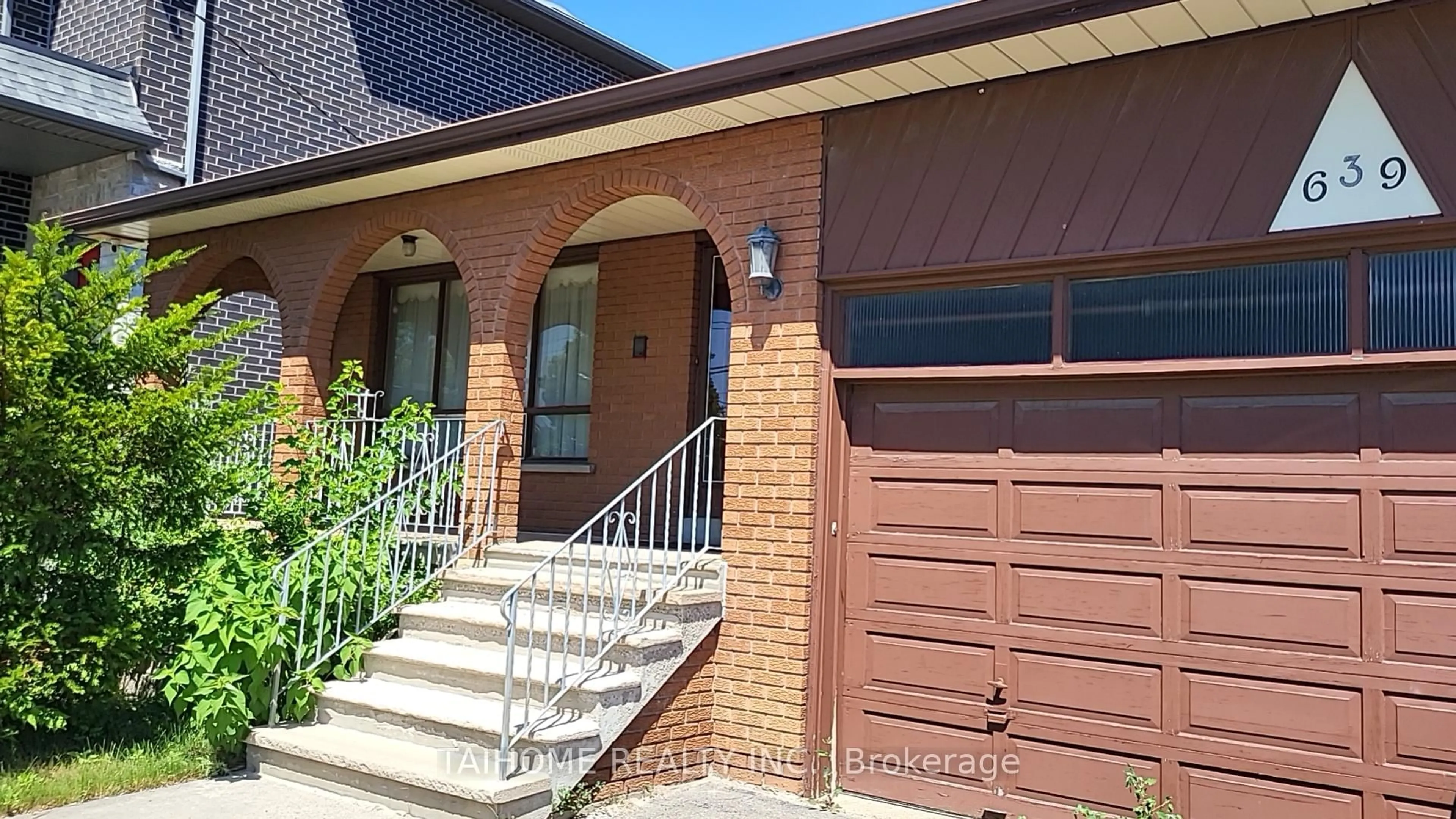 Home with brick exterior material, street for 639 Royal York Rd, Toronto Ontario M8Y 2S9