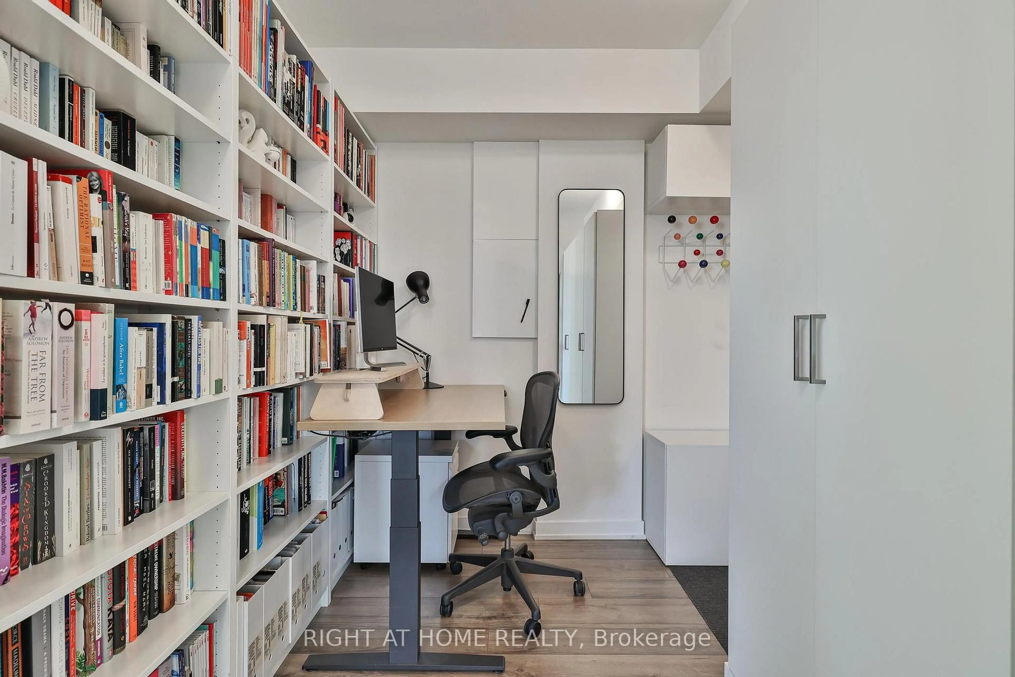 A pic of a room for 1787 St Clair Ave #720, Toronto Ontario M6N 0B7