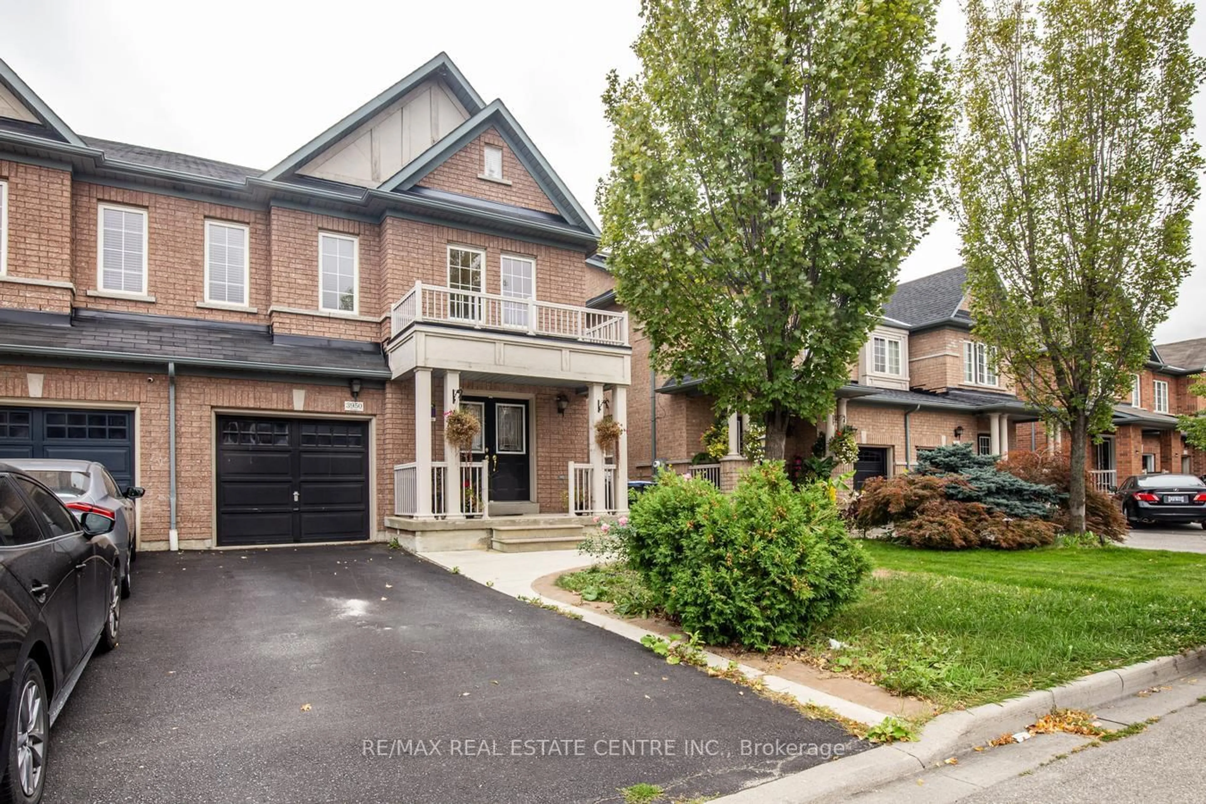 Home with brick exterior material, street for 3950 Burdette Terr, Mississauga Ontario L5M 0J2