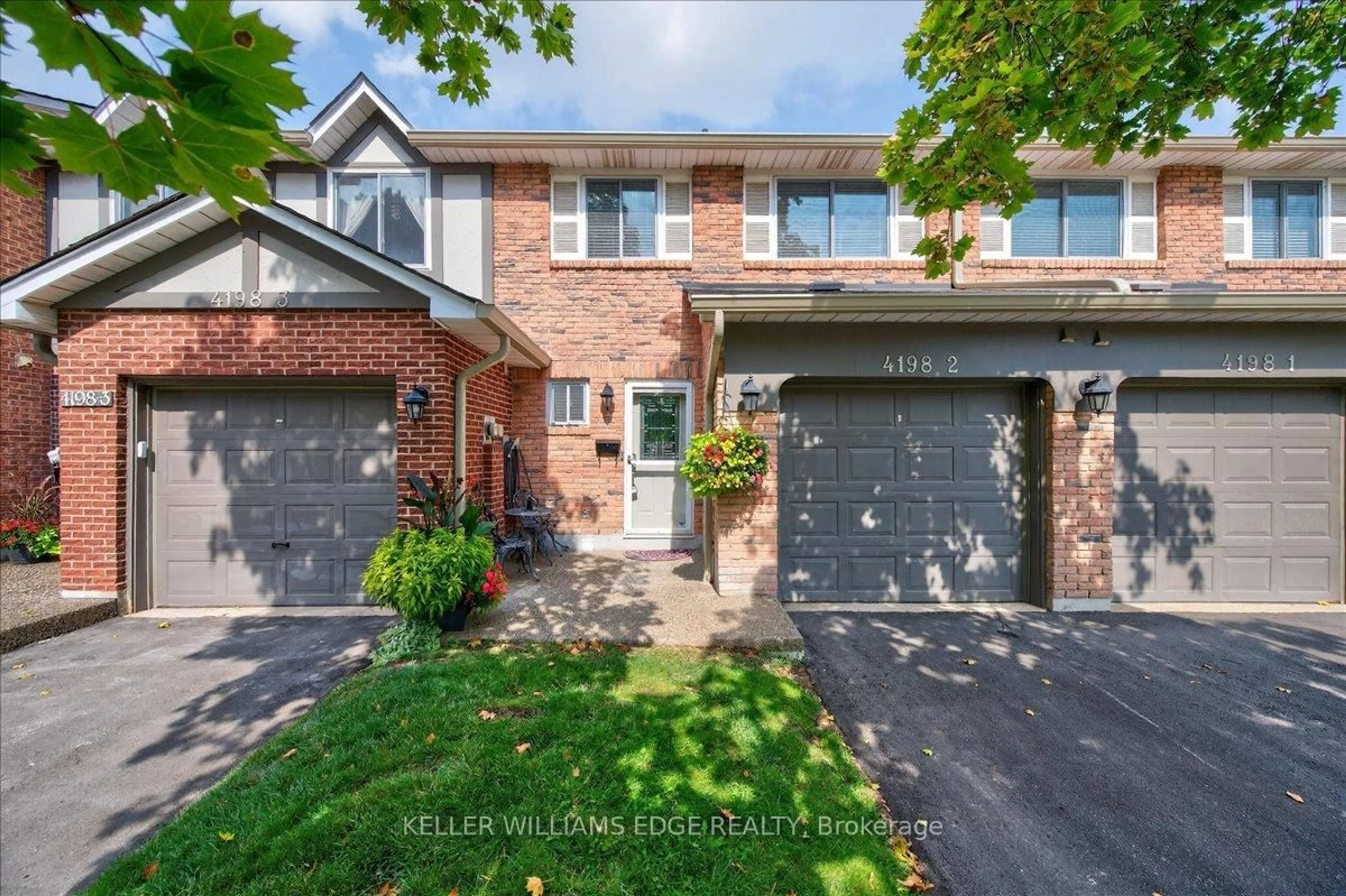 Home with brick exterior material, street for 4198 Longmoor Dr, Burlington Ontario L7L 5E3