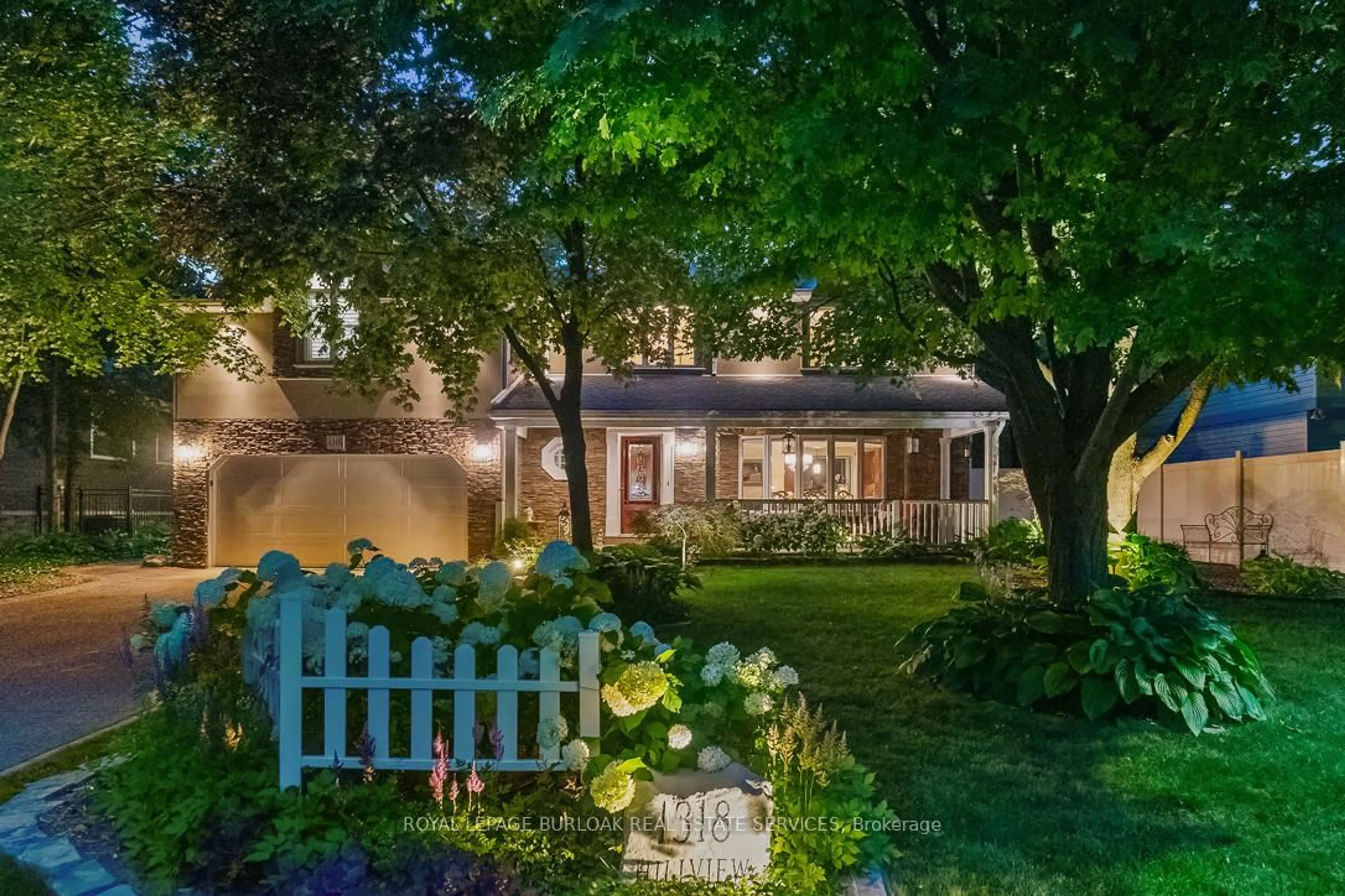 Unknown for 1318 Hillview Cres, Oakville Ontario L6H 2C7