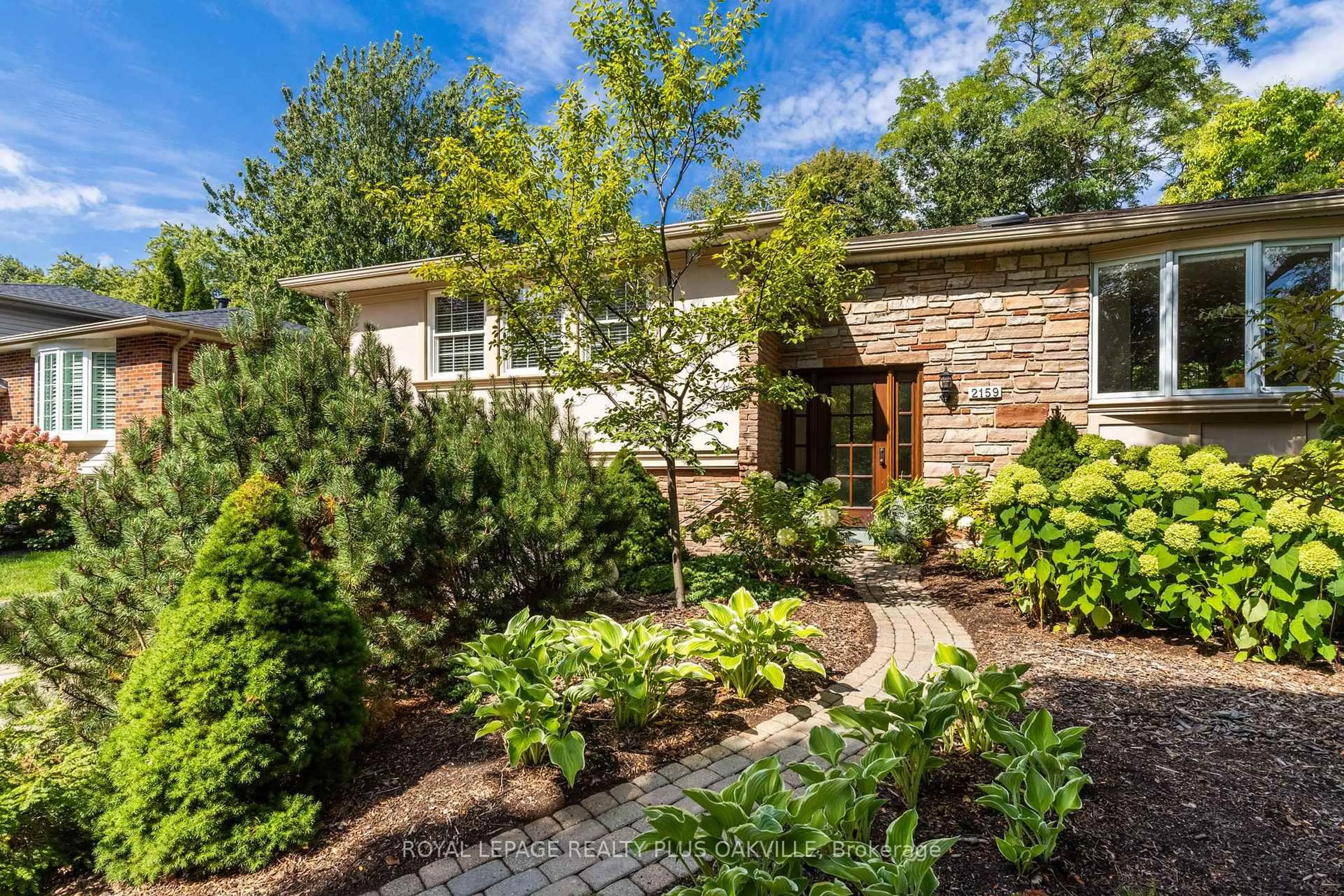 Home with brick exterior material, street for 2159 Hixon St, Oakville Ontario L6L 1T5