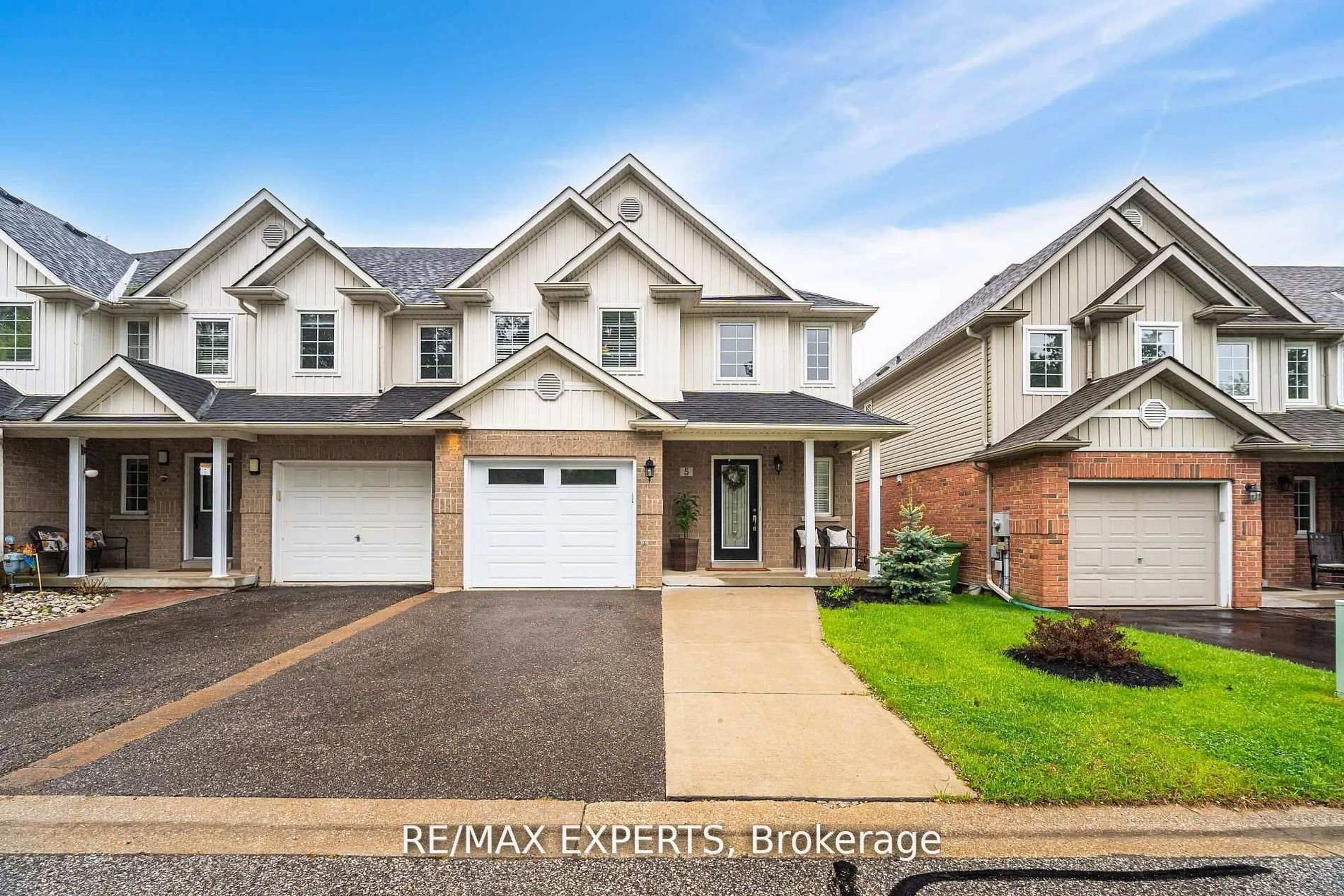 Home with brick exterior material, street for 5 Leamster Tr, Caledon Ontario L7C 1G9