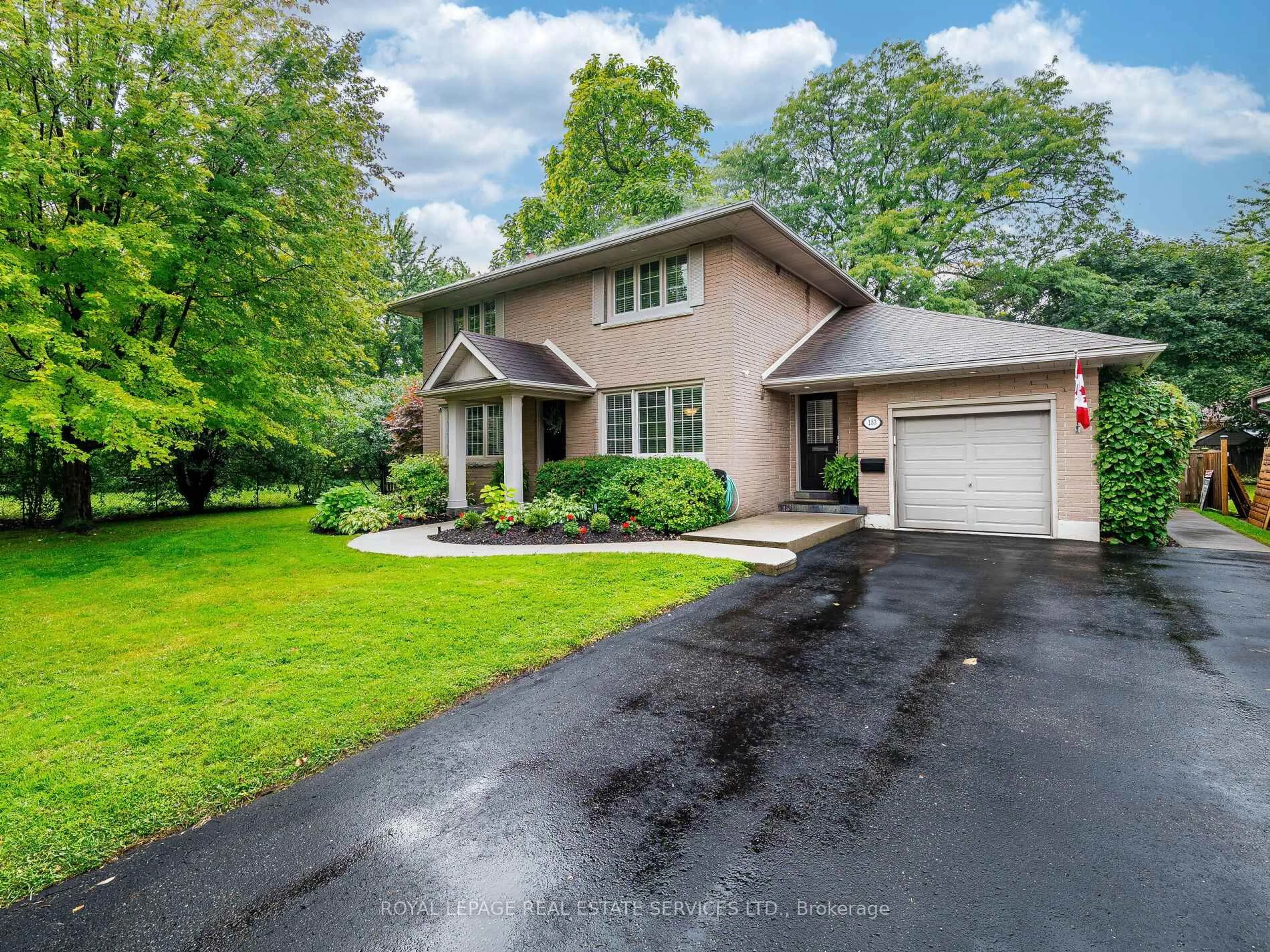 Unknown for 153 Elliott St, Brampton Ontario L6Y 1W7
