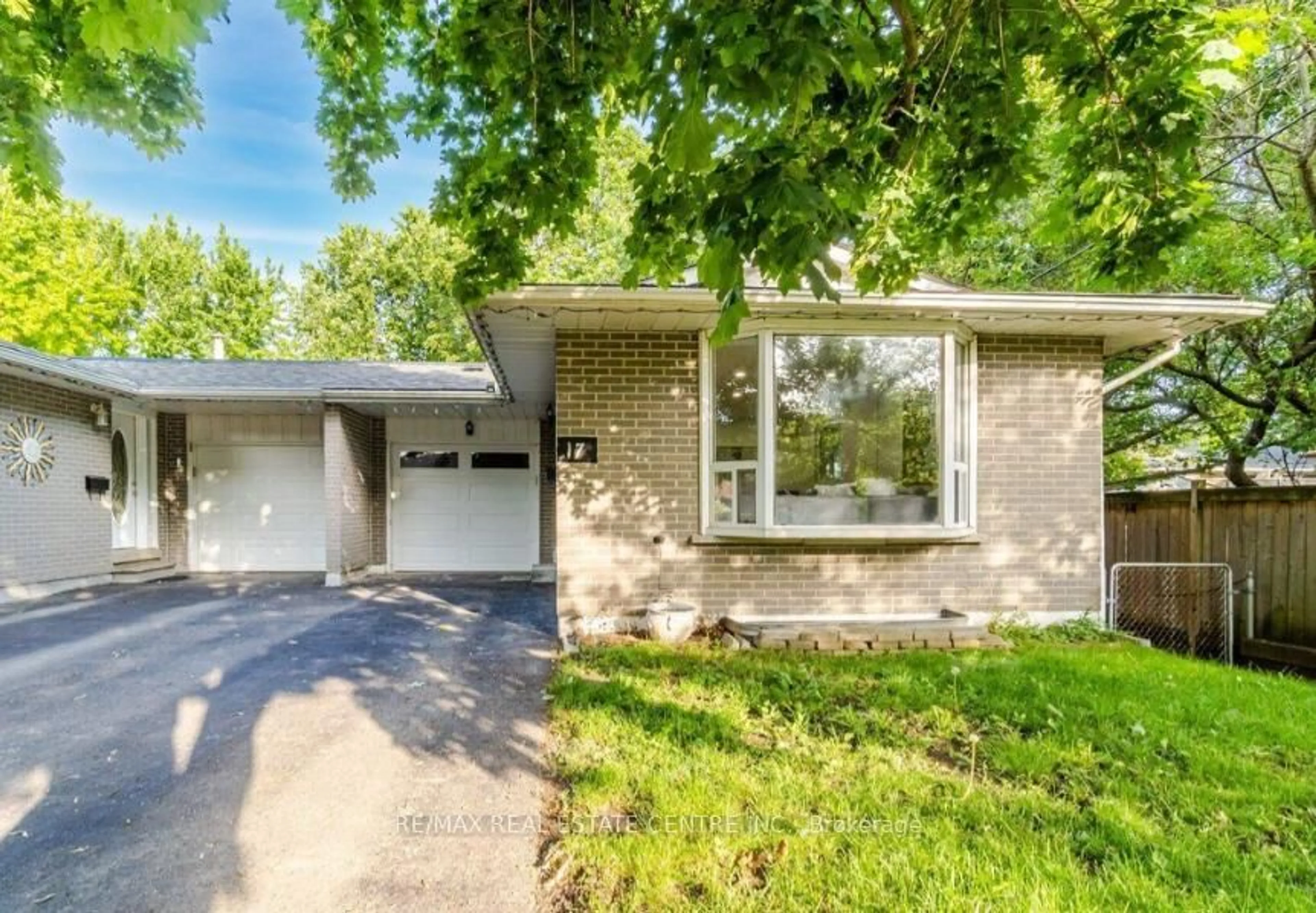 Home with brick exterior material, street for 17 Shirley St, Orangeville Ontario L9W 2T3
