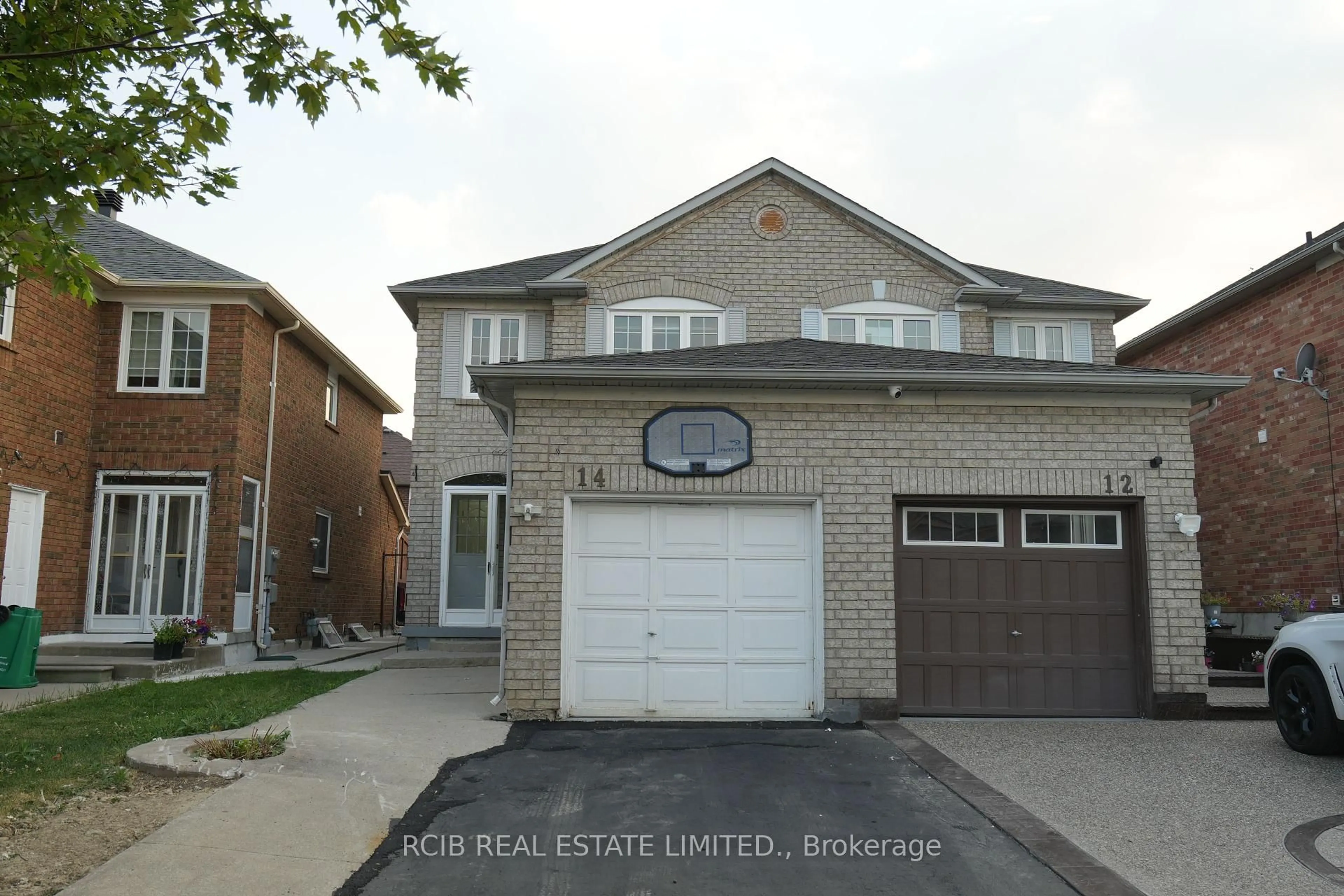 Home with brick exterior material, street for 14 Dusty Star Rd, Brampton Ontario L6R 1Y5