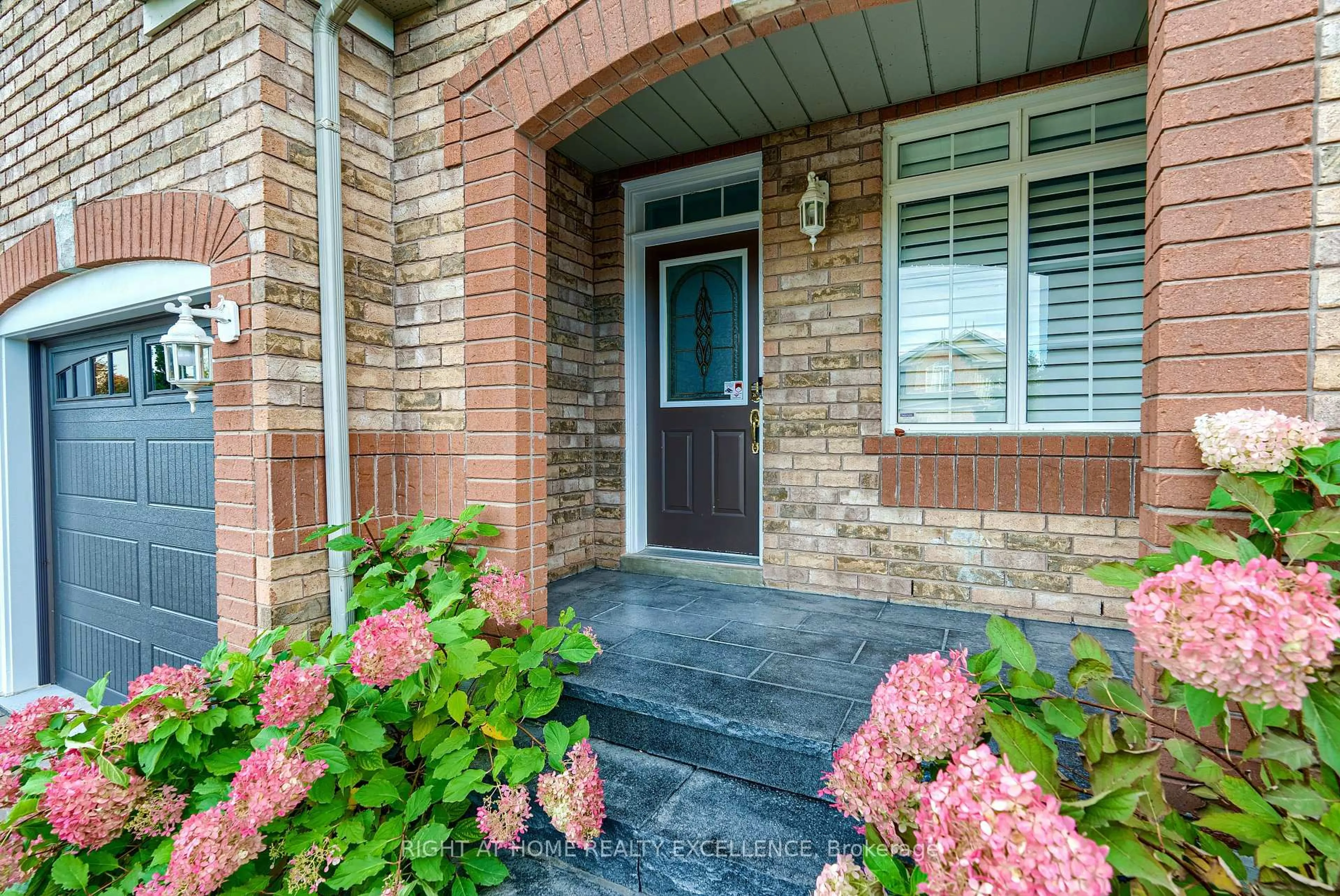 Unknown for 6862 Gooderham Estate Blvd, Mississauga Ontario L5W 1B1