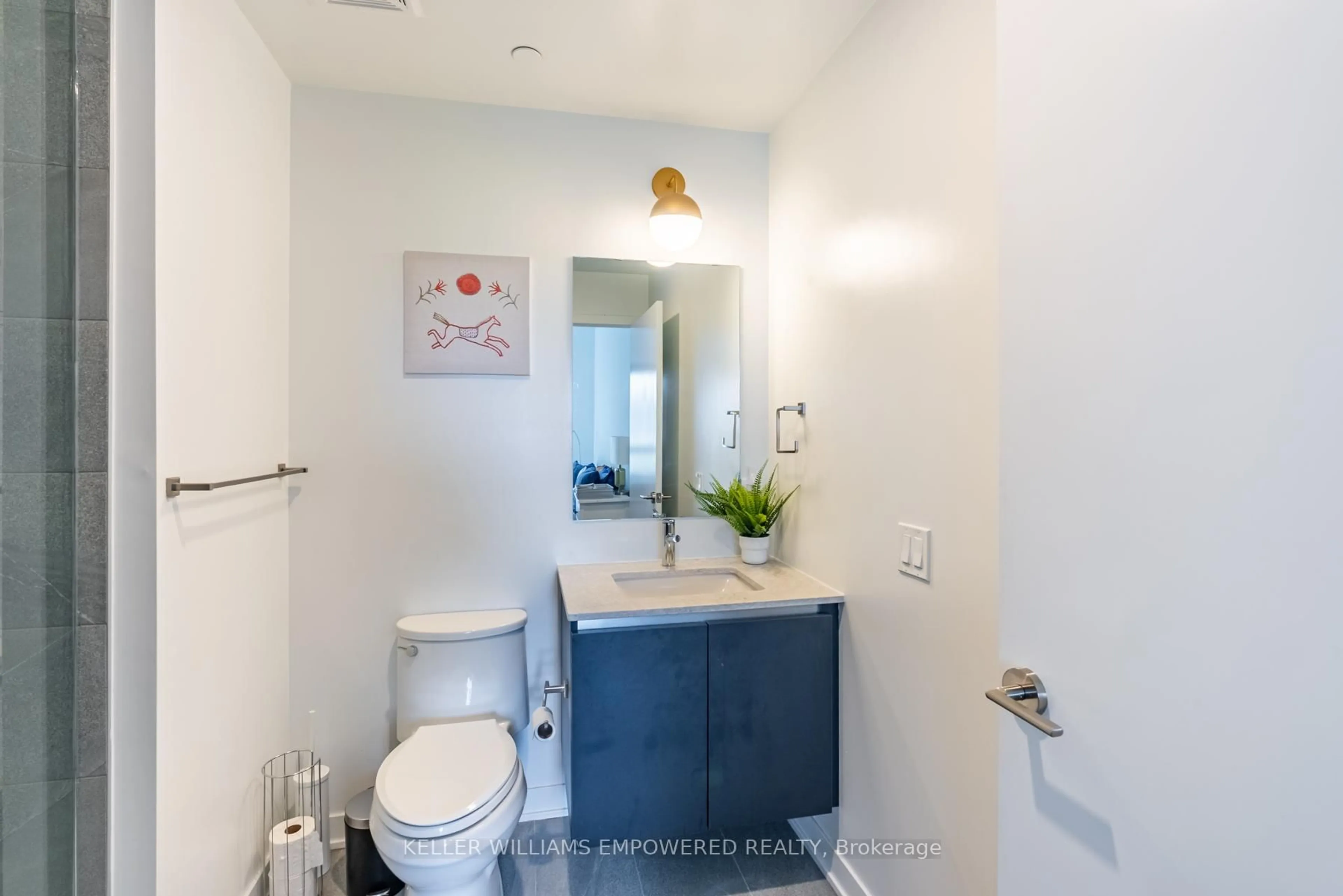 Standard bathroom, ceramic/tile floor for 395 Dundas St #537, Oakville Ontario L6M 5R8