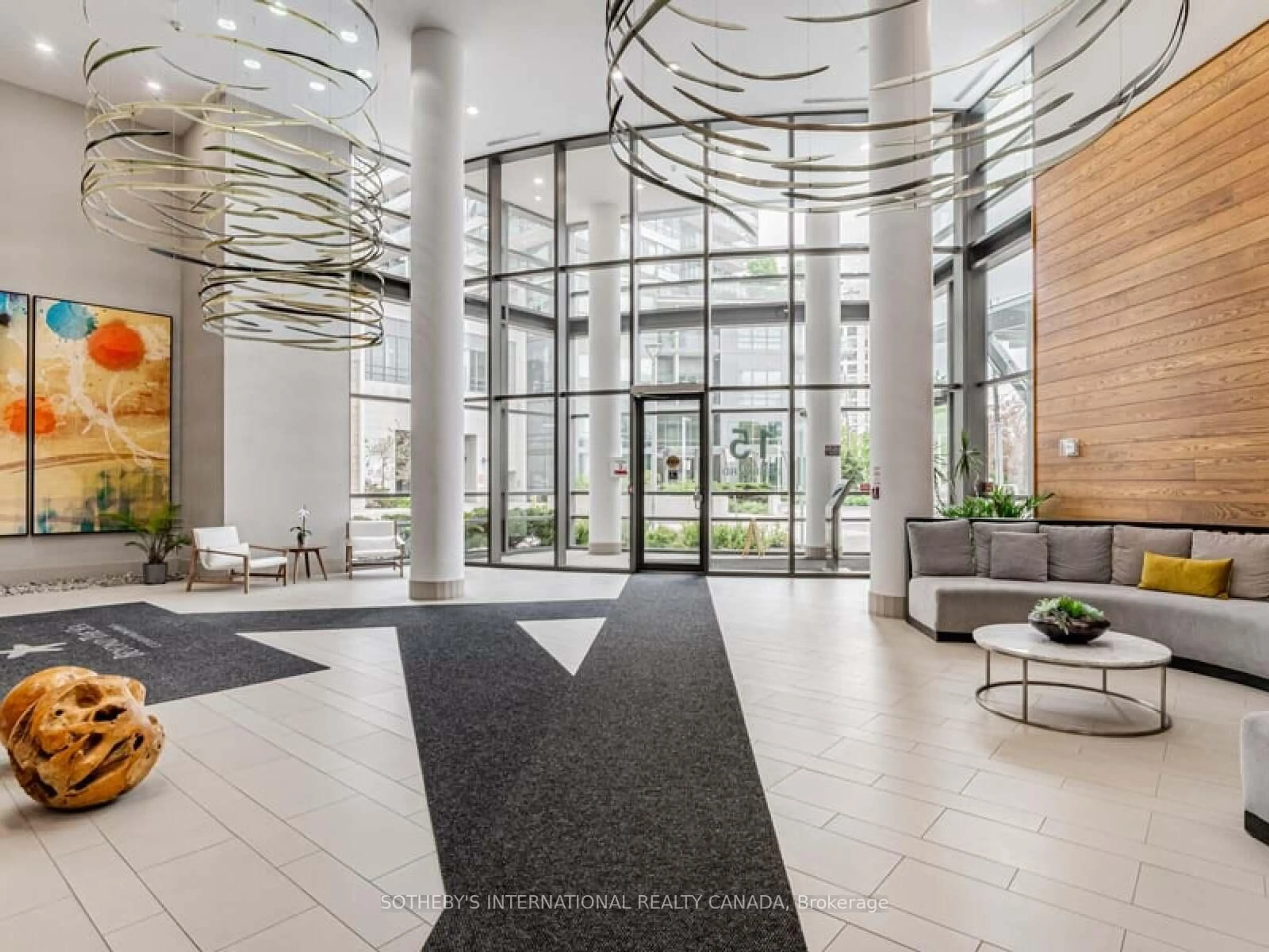 Indoor foyer for 15 Legion Rd #2007, Toronto Ontario M8V 0A9