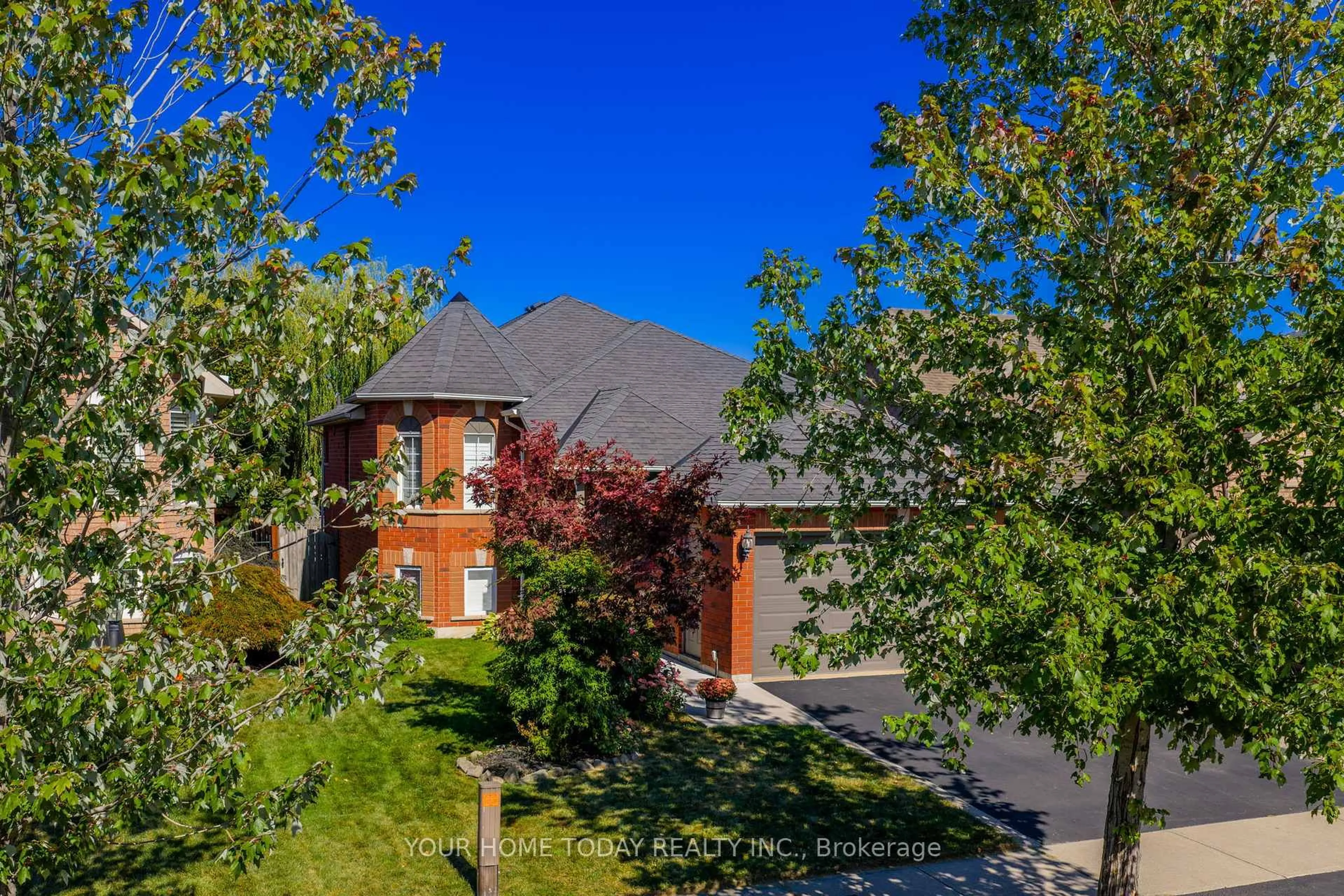 A pic from outside/outdoor area/front of a property/back of a property/a pic from drone, street for 78 Harley Ave, Halton Hills Ontario L7G 5R8