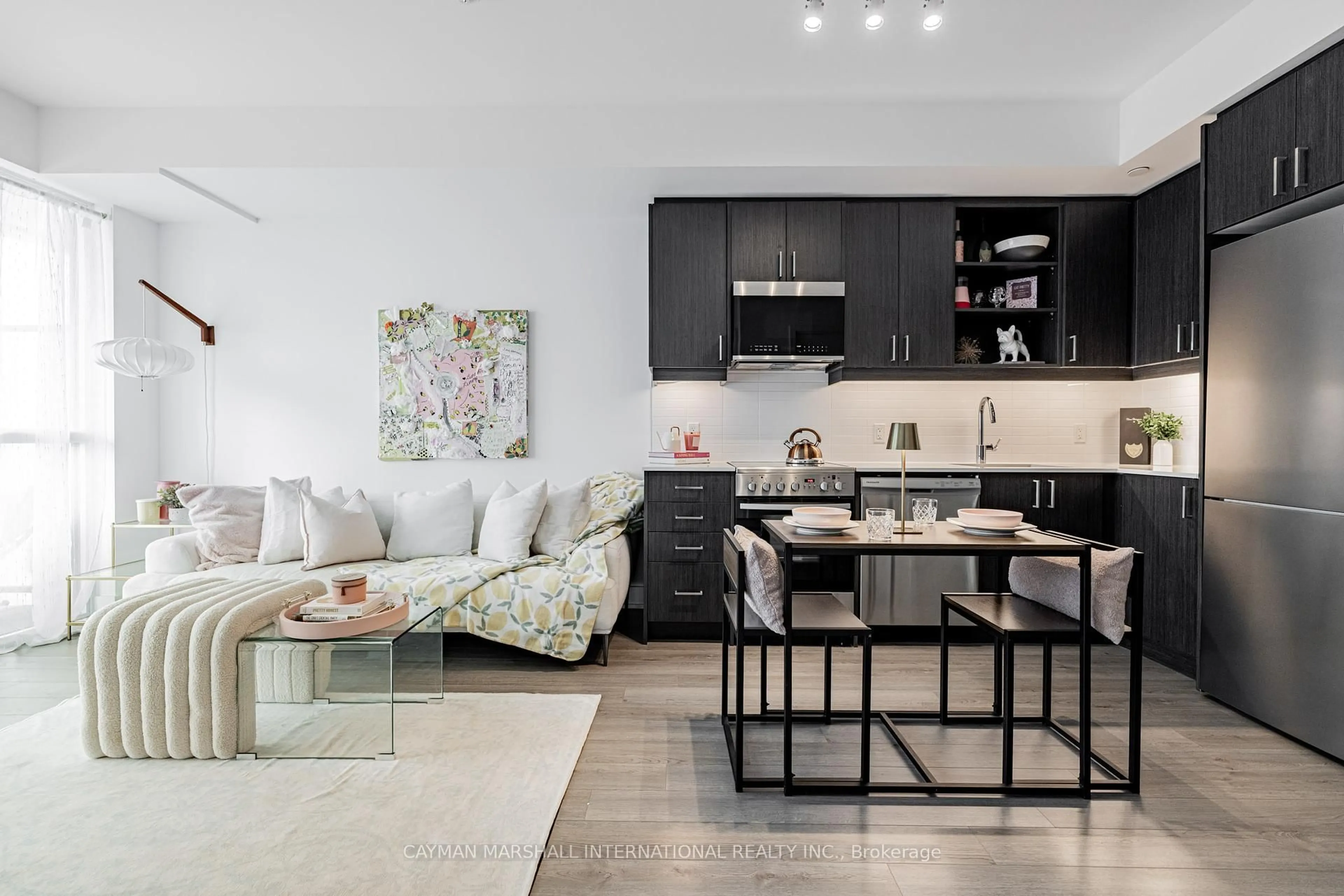 Open concept kitchen, unknown for 50 George Butchart Dr #524, Toronto Ontario M3K 0C9
