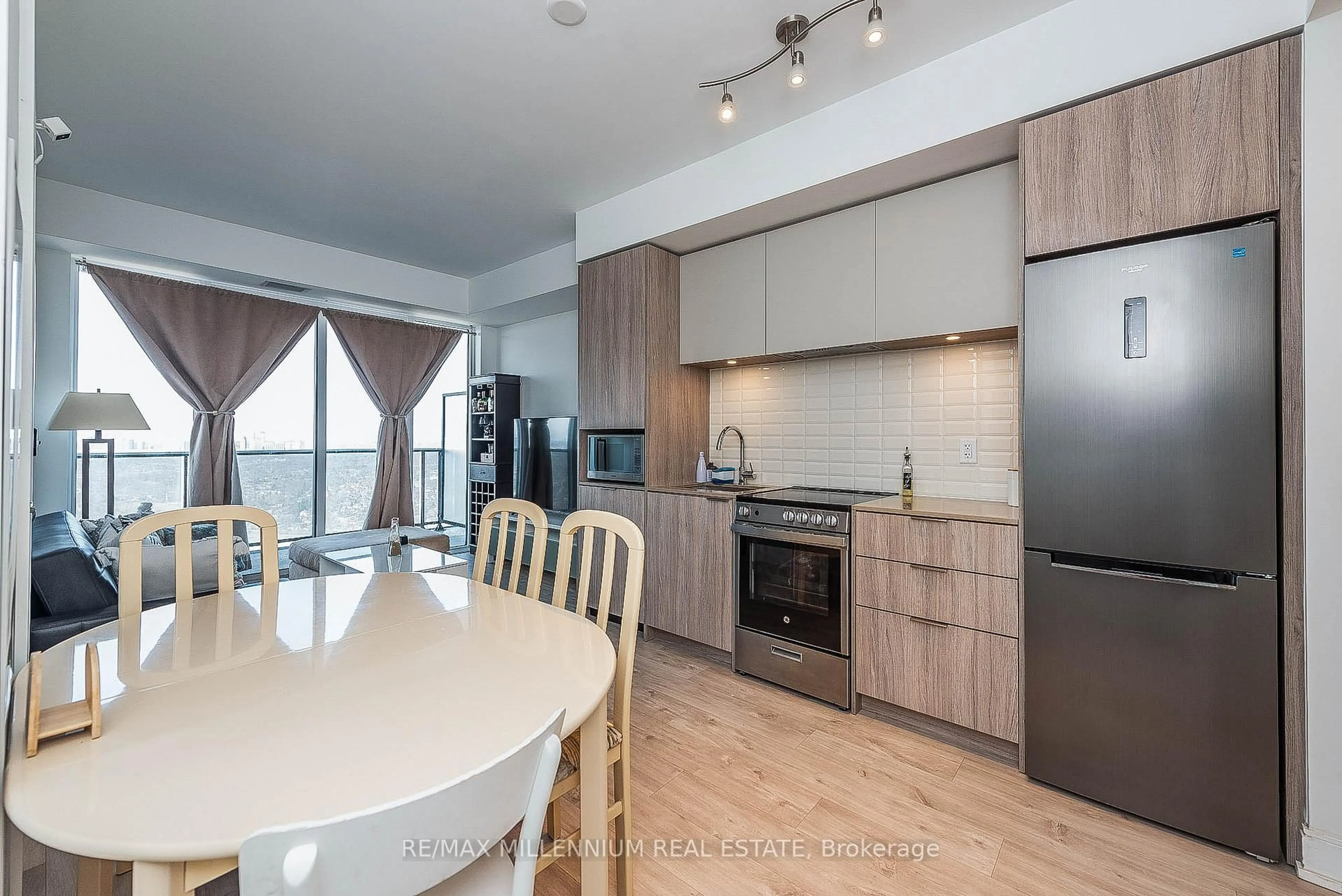 Unknown for 70 Annie Craig Dr #4801, Toronto Ontario M8V 0C4