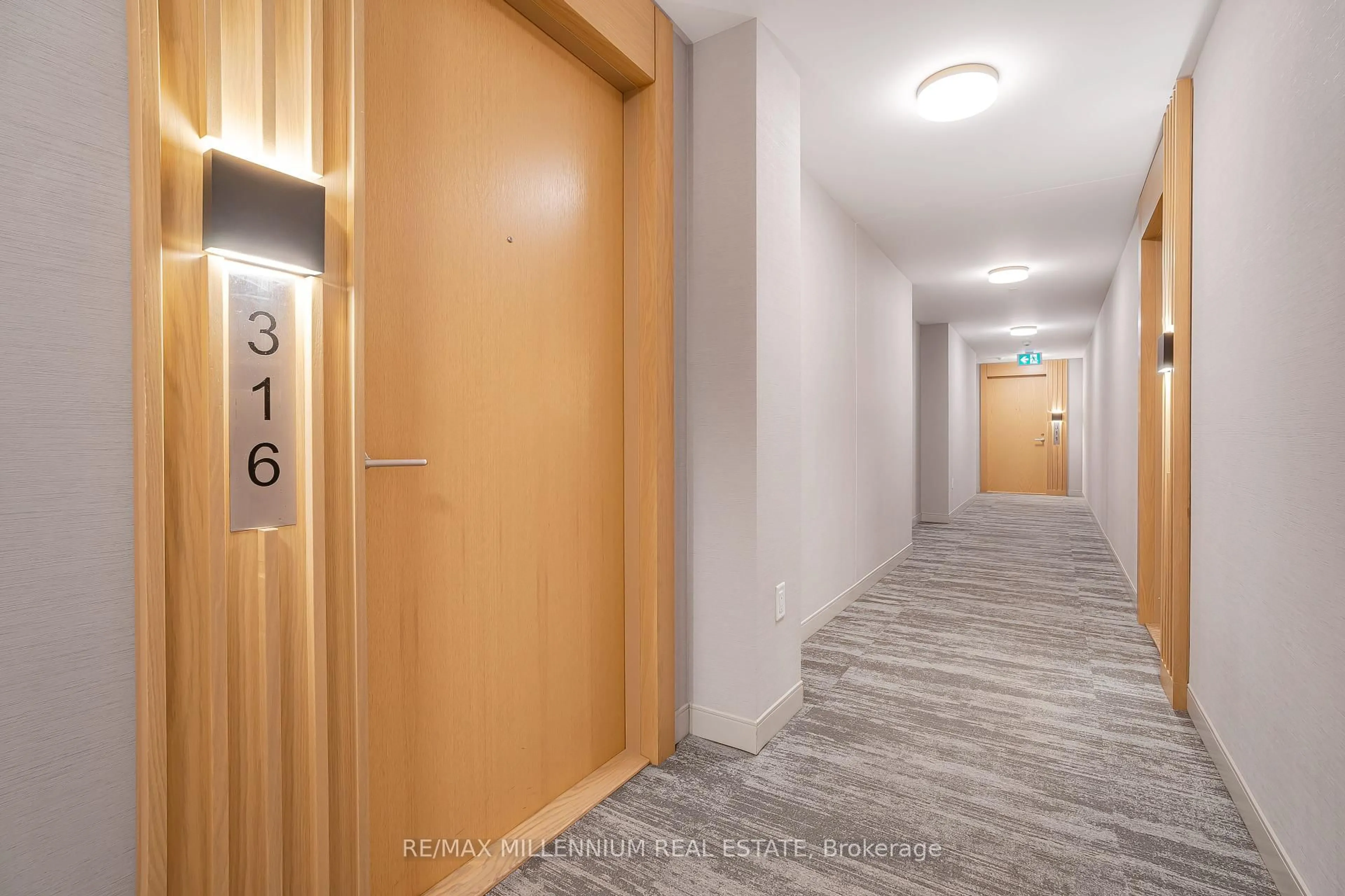Indoor foyer for 65 Annie Craig Dr #316, Toronto Ontario M8V 0C4