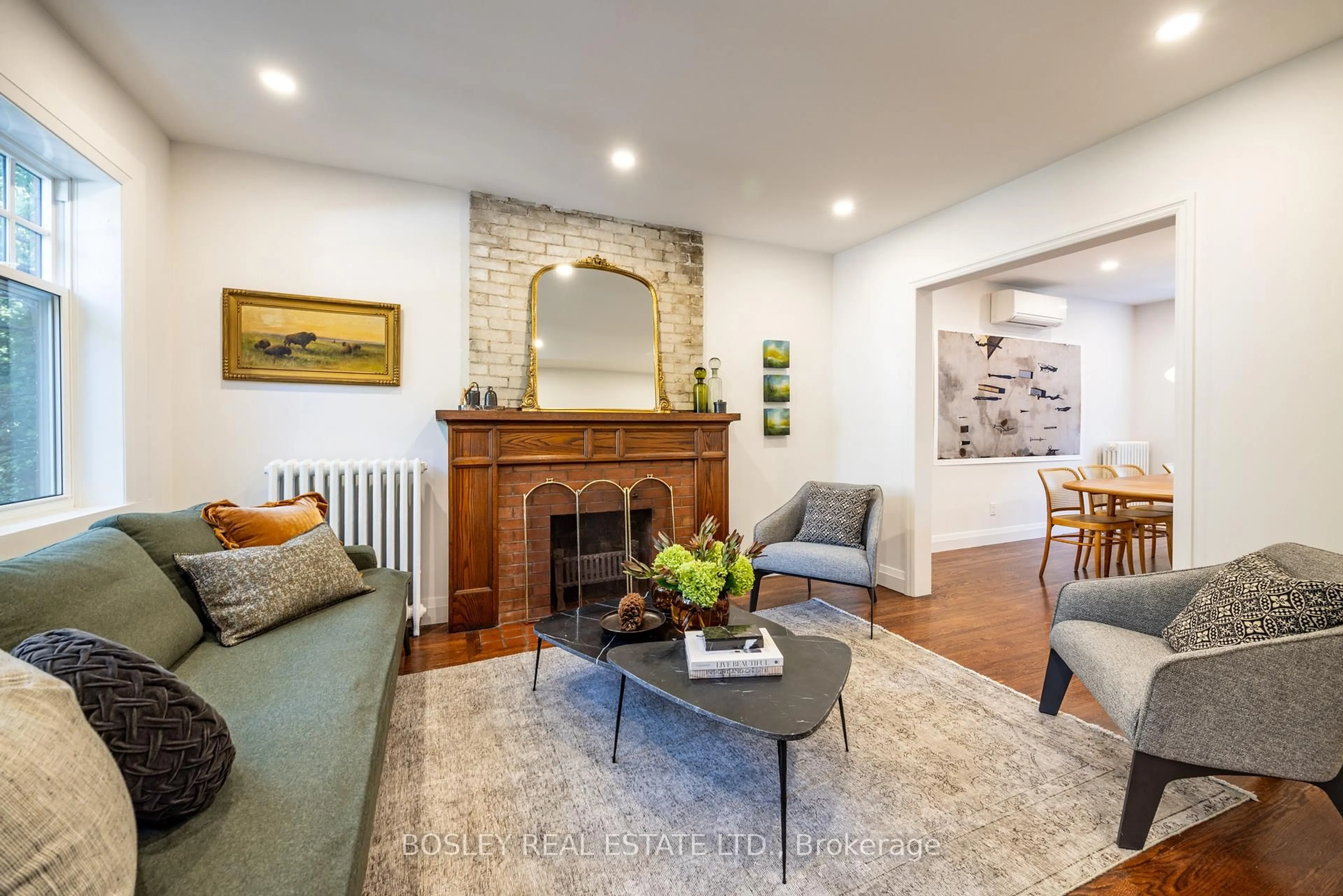 Living room with furniture, unknown for 13 Methuen Ave, Toronto Ontario M6S 1Z7