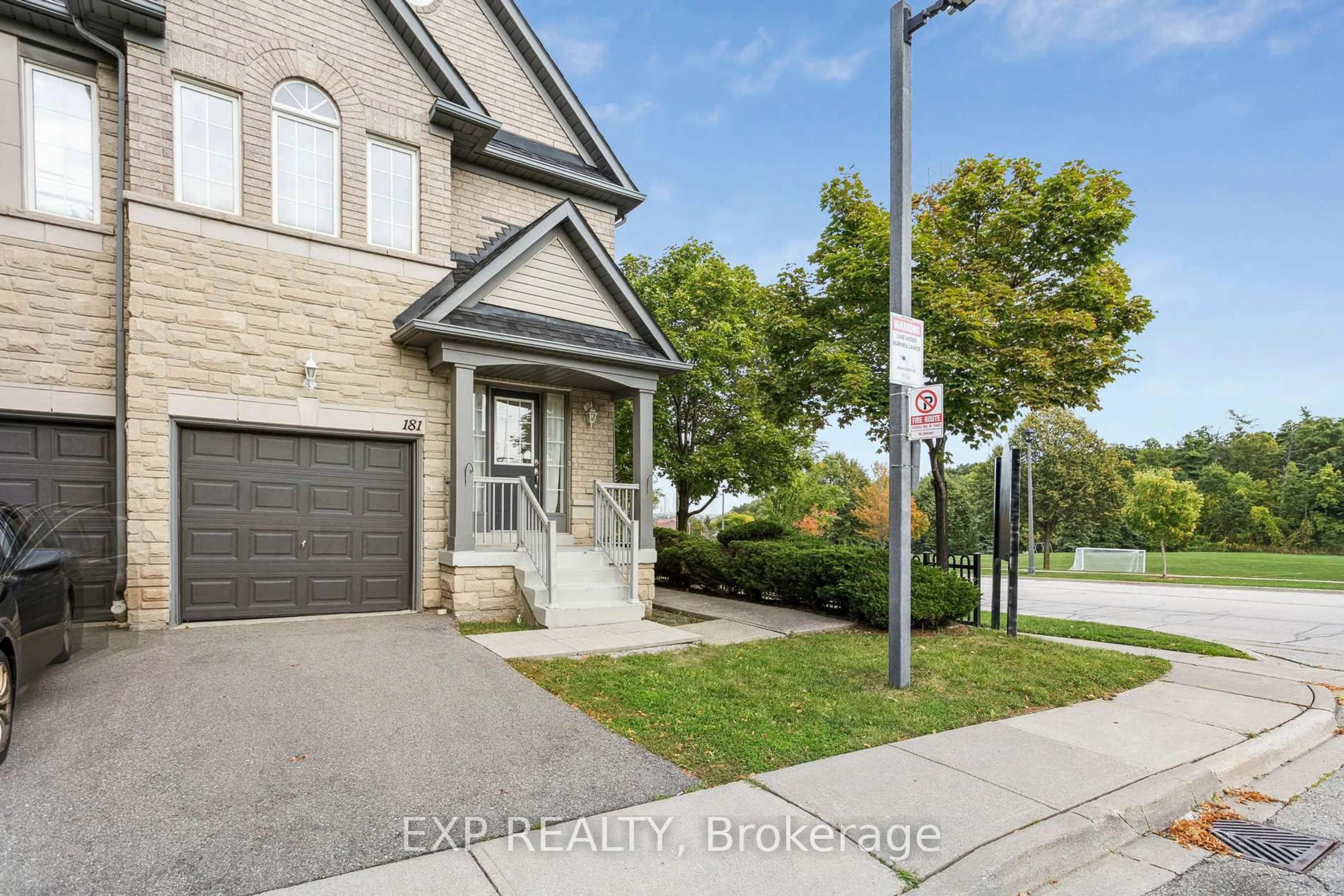 Home with brick exterior material, street for 5260 Mcfarren Blvd #181, Mississauga Ontario L5M 7J5