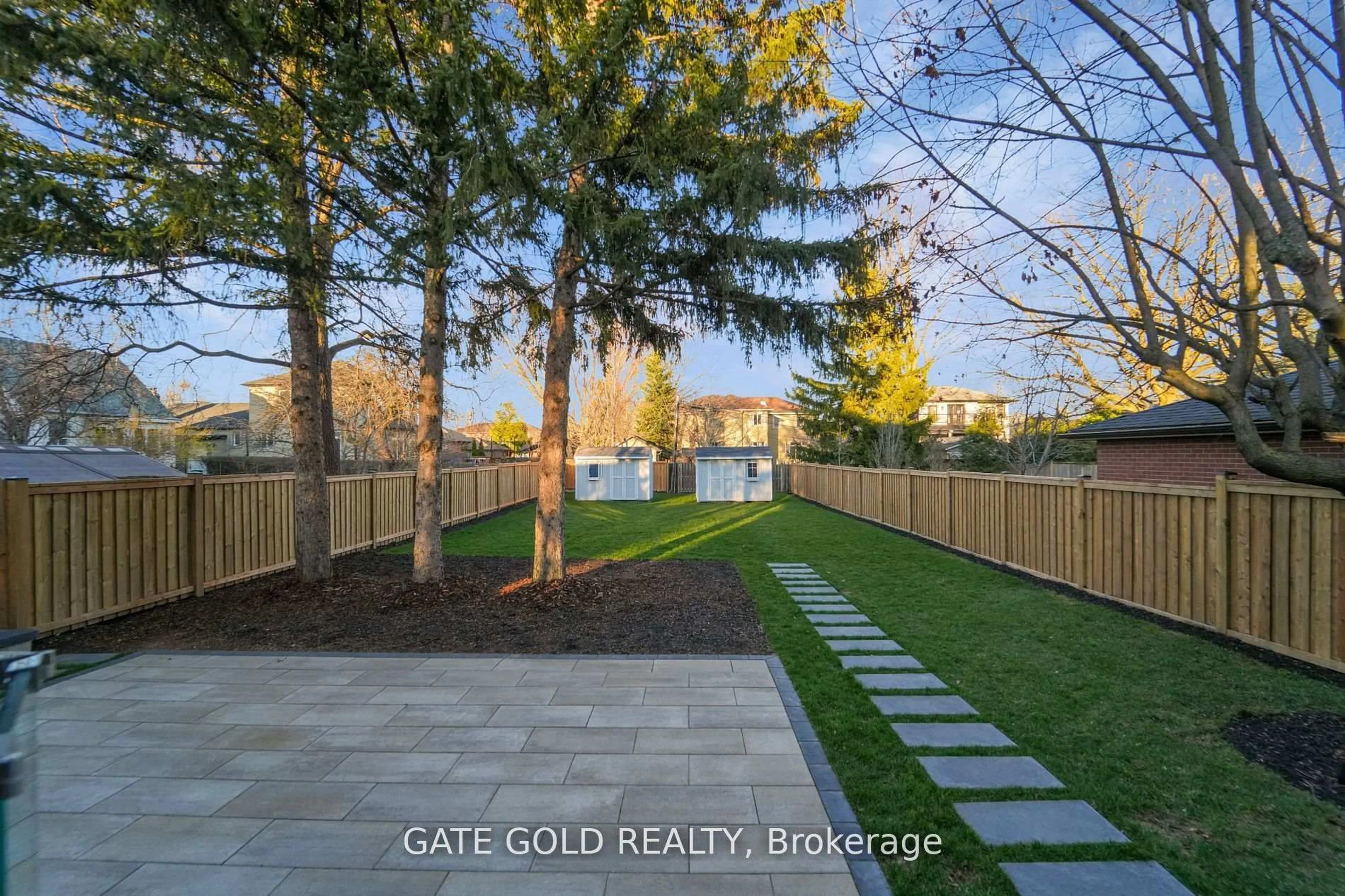 Patio, water/lake/river/ocean view for 203 Shaver Ave, Toronto Ontario M9B 4N9