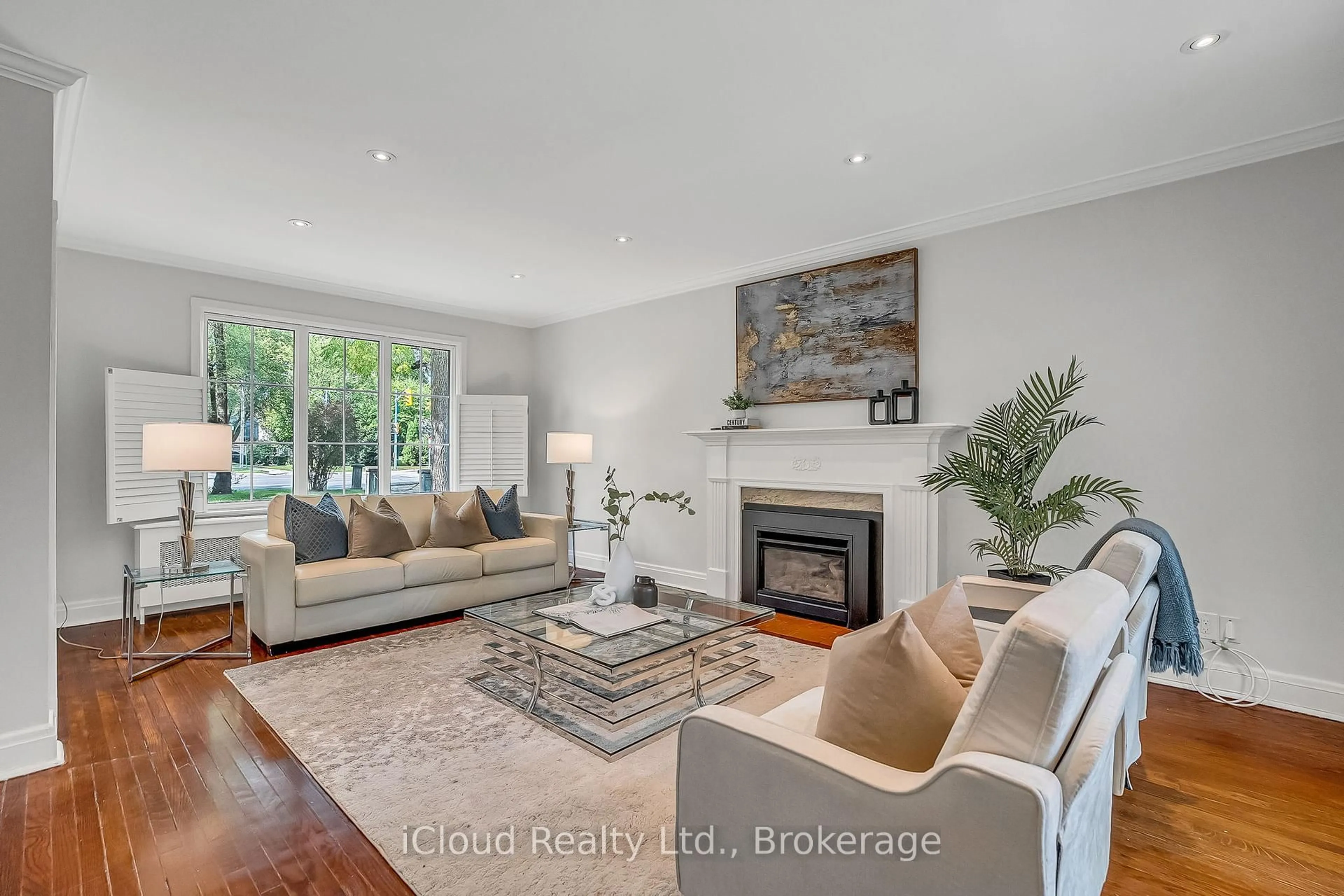 Living room with furniture, unknown for 4691 Dundas St, Toronto Ontario M9A 1A7