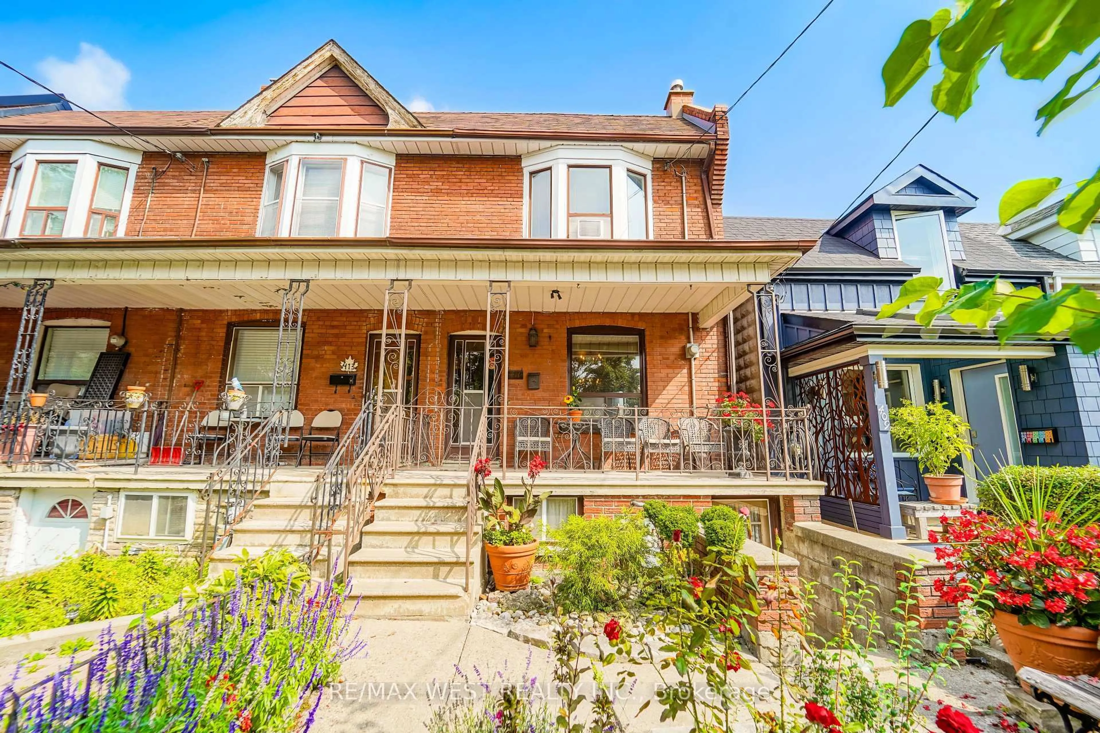 Home with brick exterior material, street for 411 Westmoreland Ave, Toronto Ontario M6H 3A6