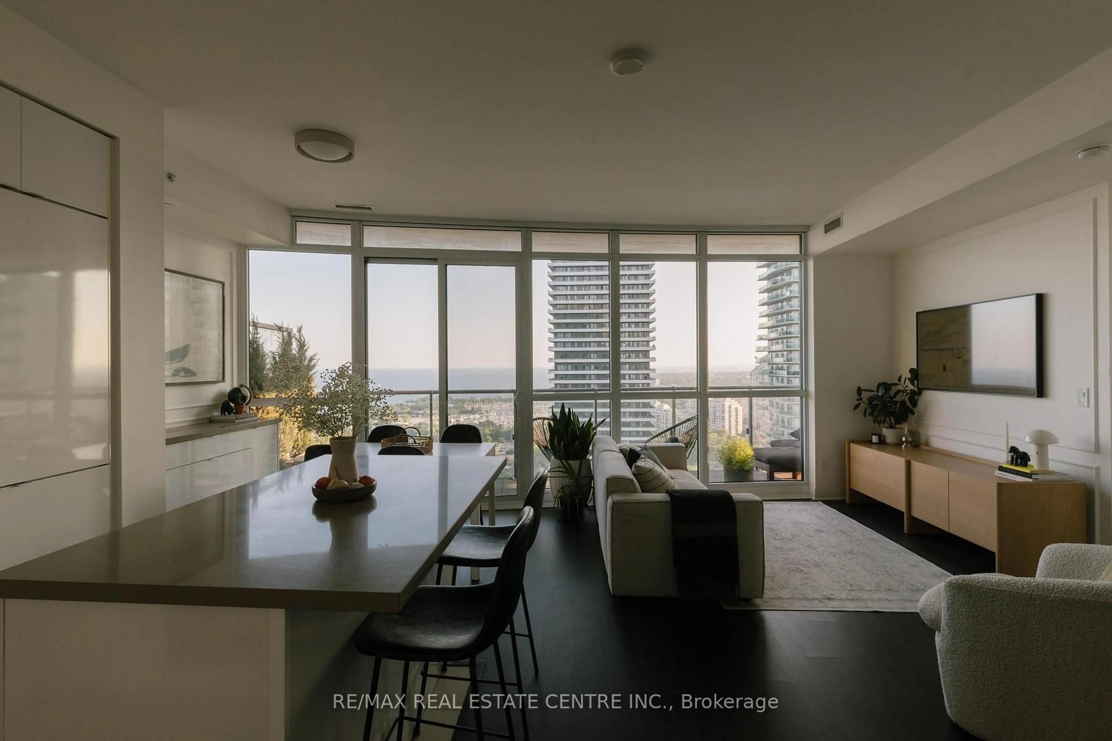 Unknown for 59 Annie Craig Dr #3005, Toronto Ontario M8V 0C5