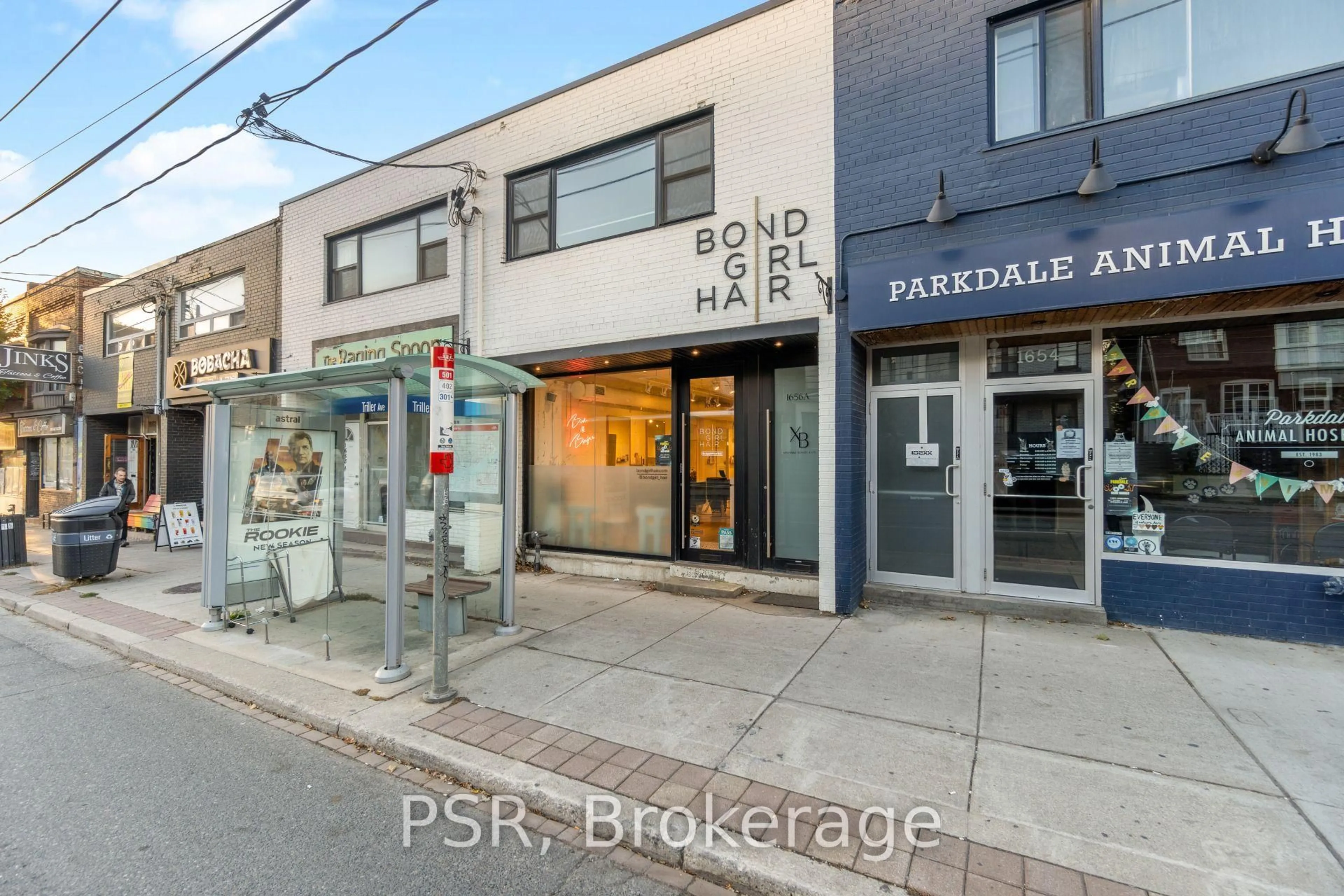 Patio, street for 1656 Queen St, Toronto Ontario M6R 1B2