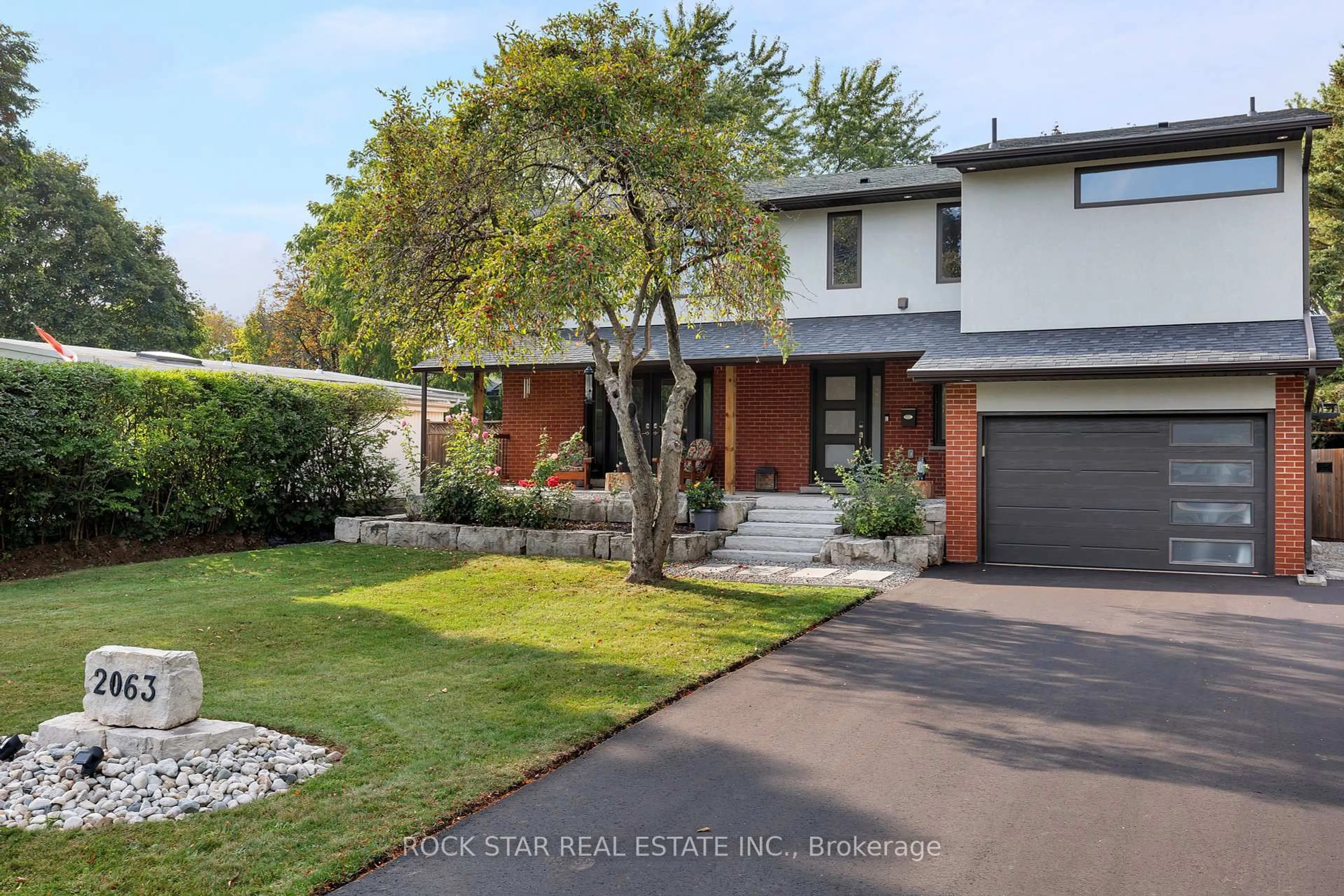 Home with brick exterior material, street for 2063 Seafare Dr, Oakville Ontario L6L 1P5
