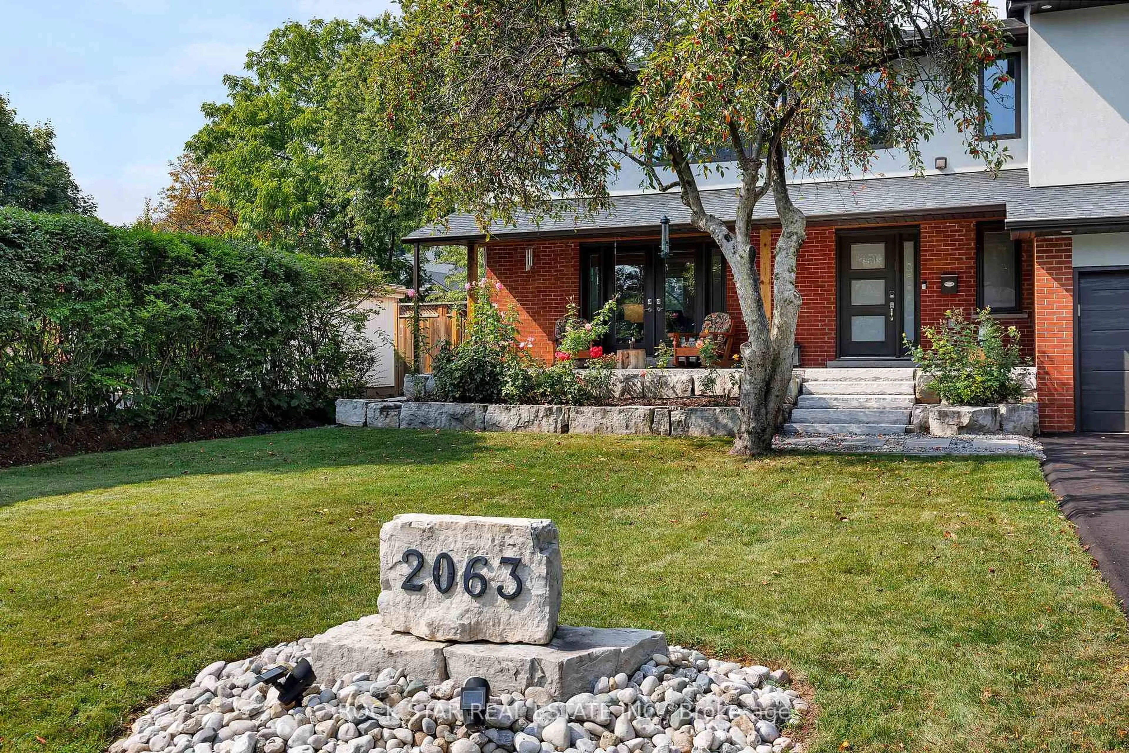 Home with brick exterior material, street for 2063 Seafare Dr, Oakville Ontario L6L 1P5