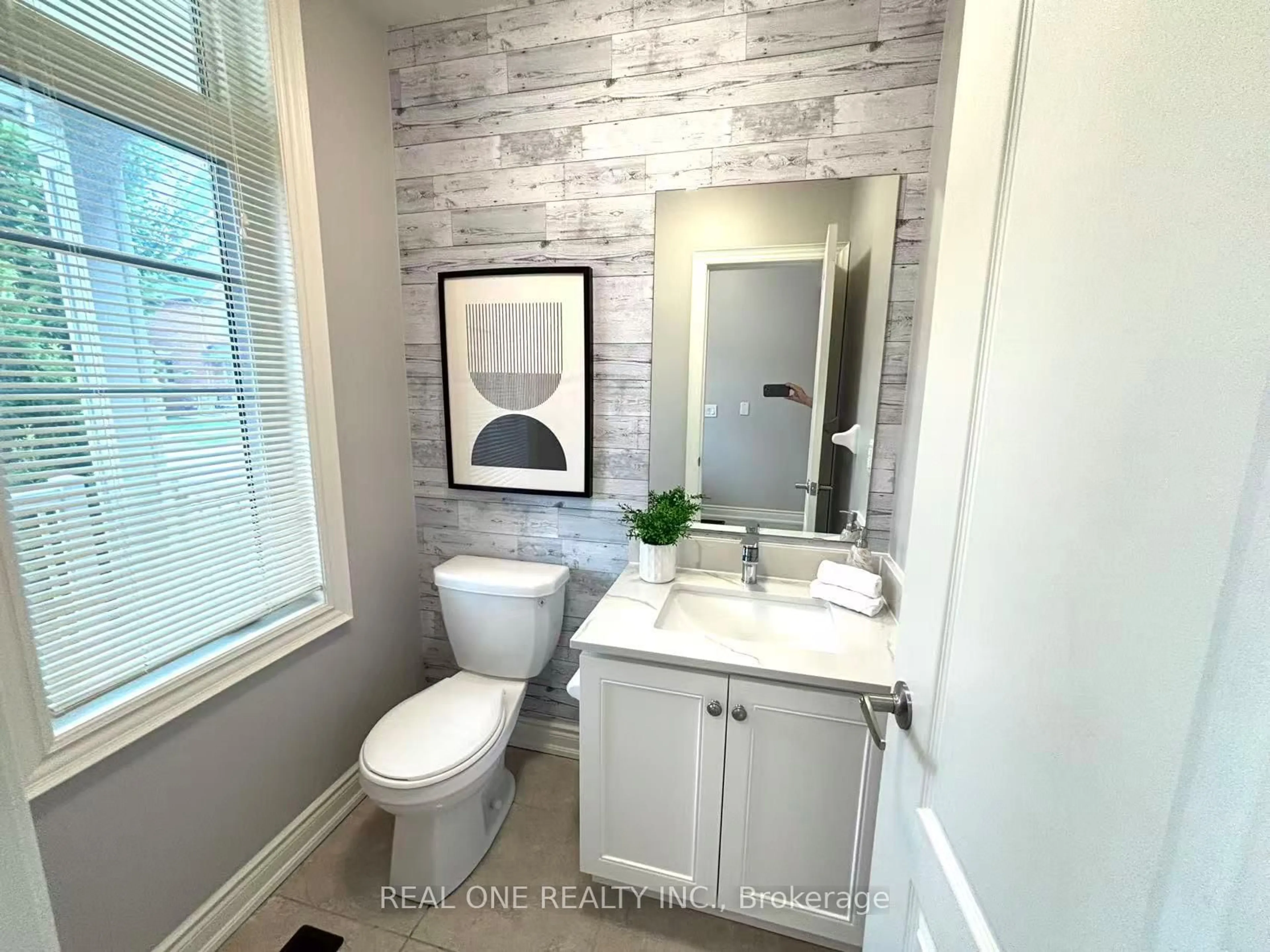 Contemporary bathroom, ceramic/tile floor for 1543 Leger Way, Milton Ontario L9E 1H4