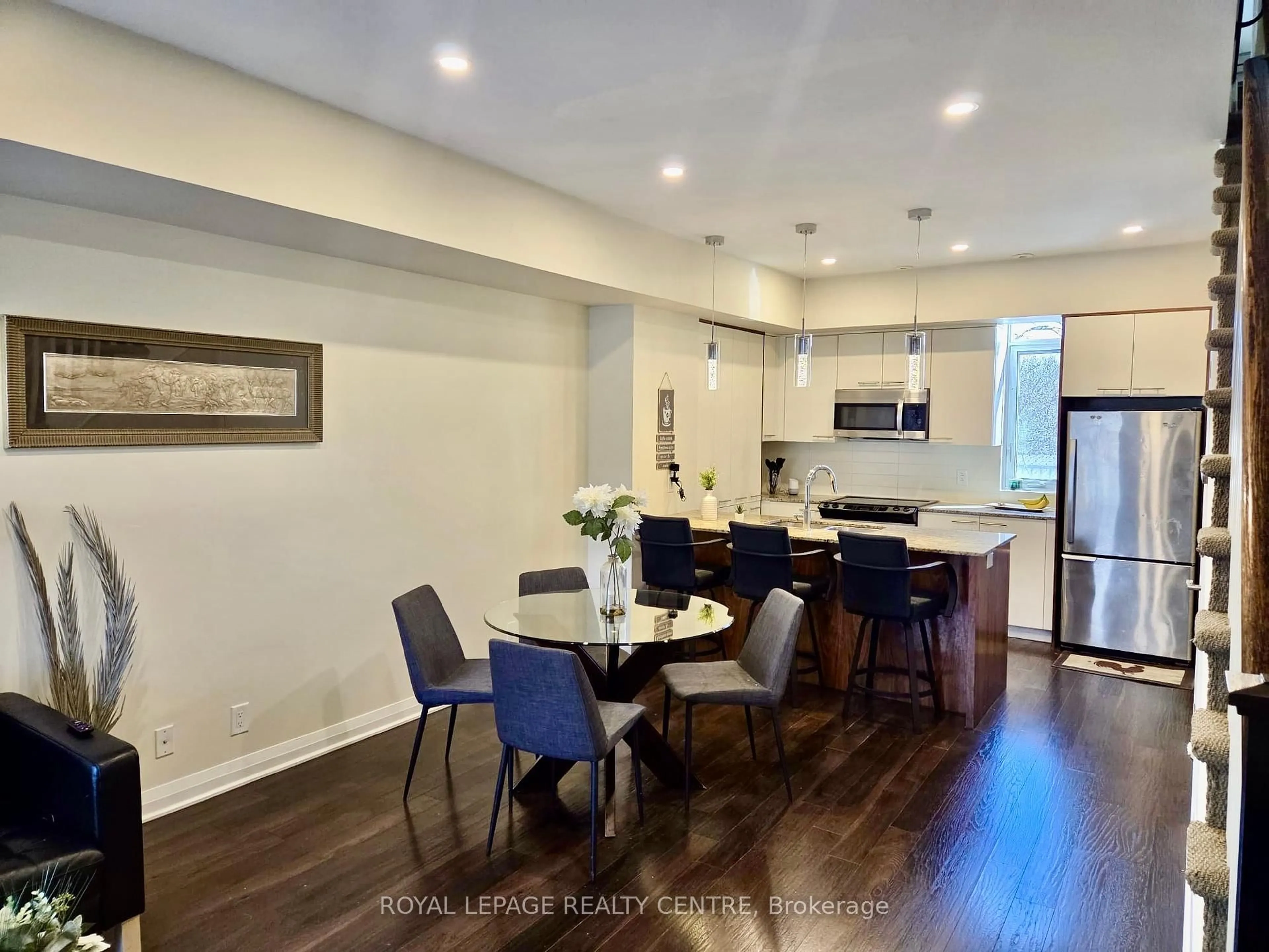 Open concept kitchen, unknown for 19 Valhalla Inn Rd #35, Toronto Ontario M9B 0B3