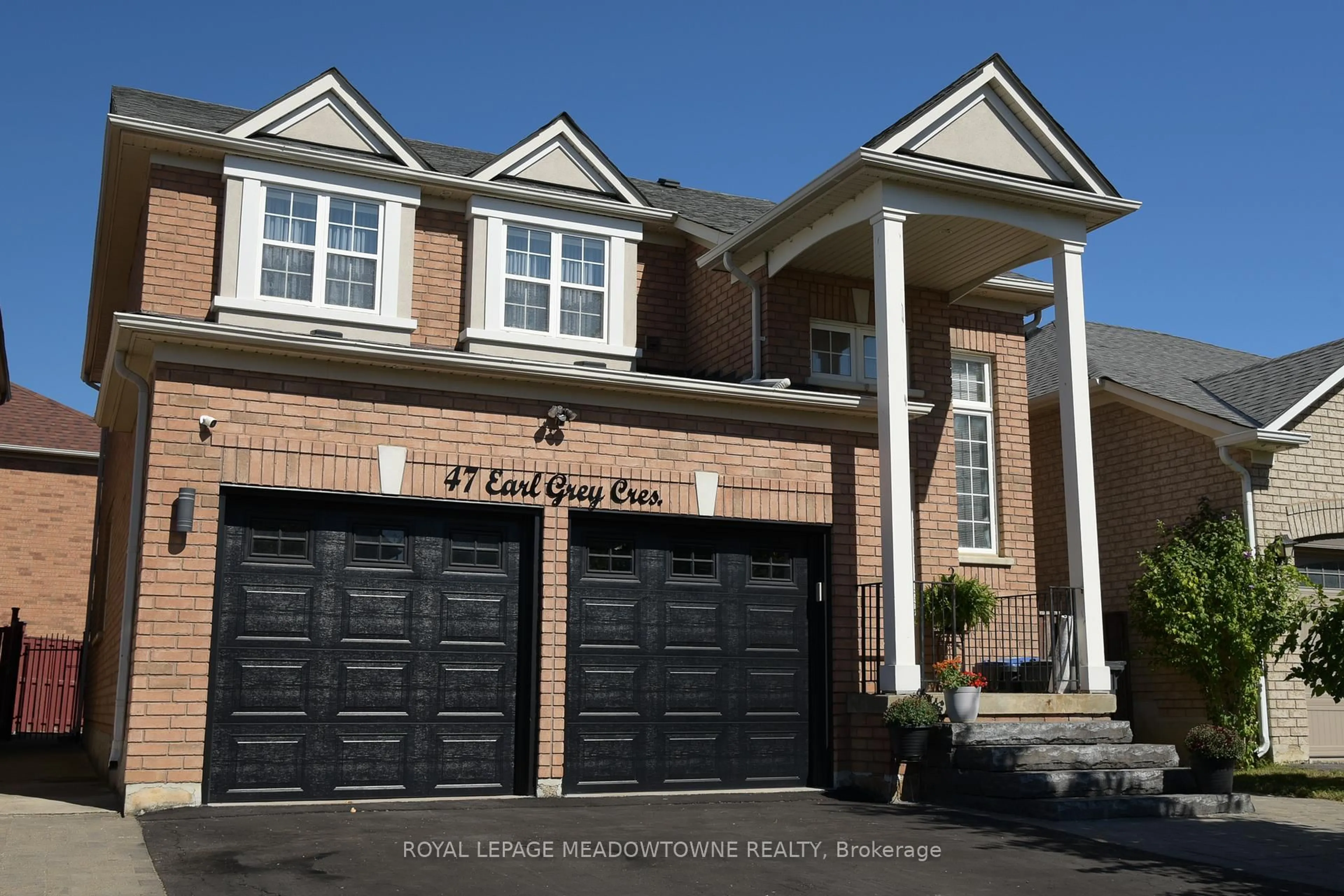 Home with brick exterior material, street for 47 Earl Grey Cres, Brampton Ontario L7A 2L2