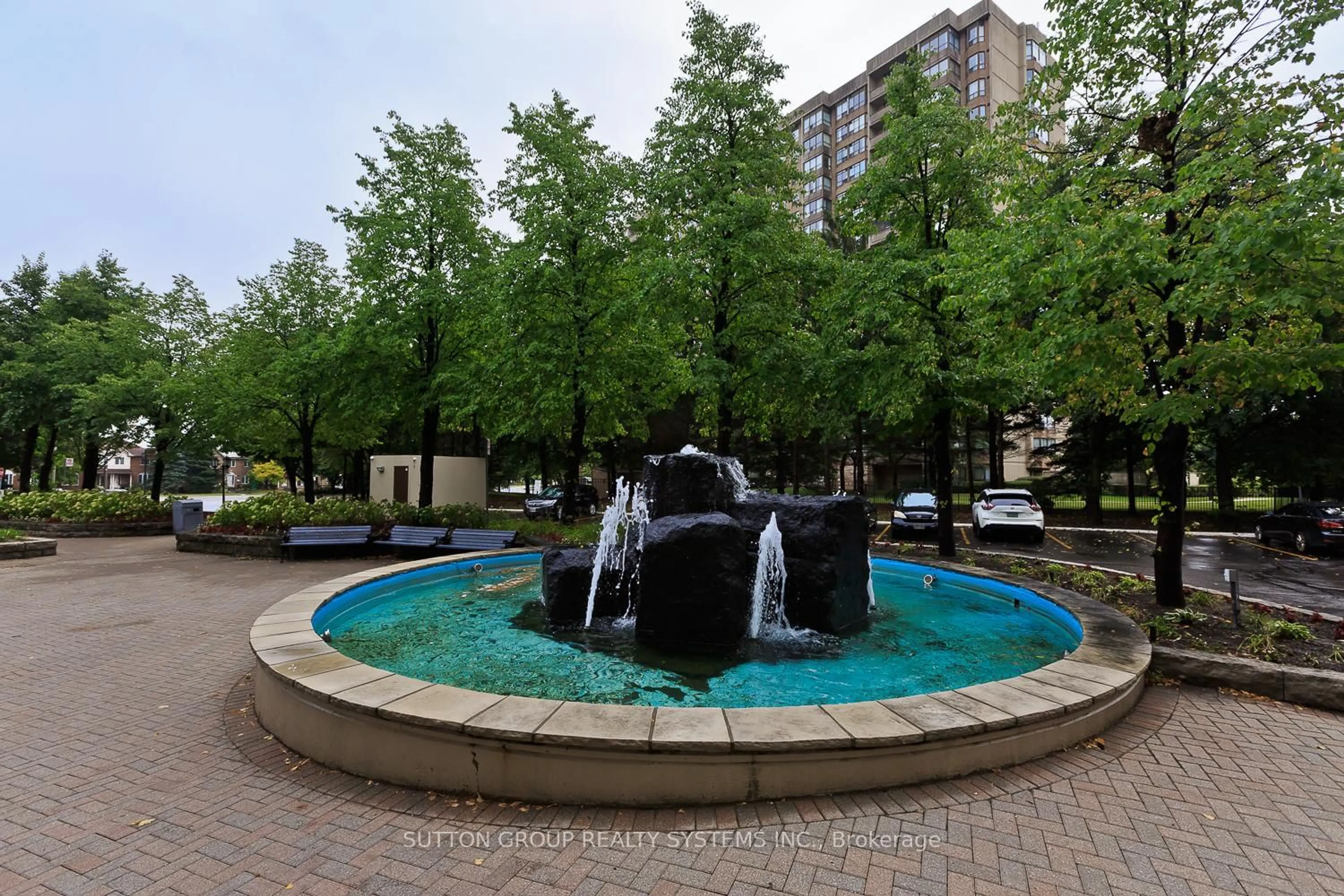 Pool for 30 Malta Ave #804, Brampton Ontario L6V 4A4
