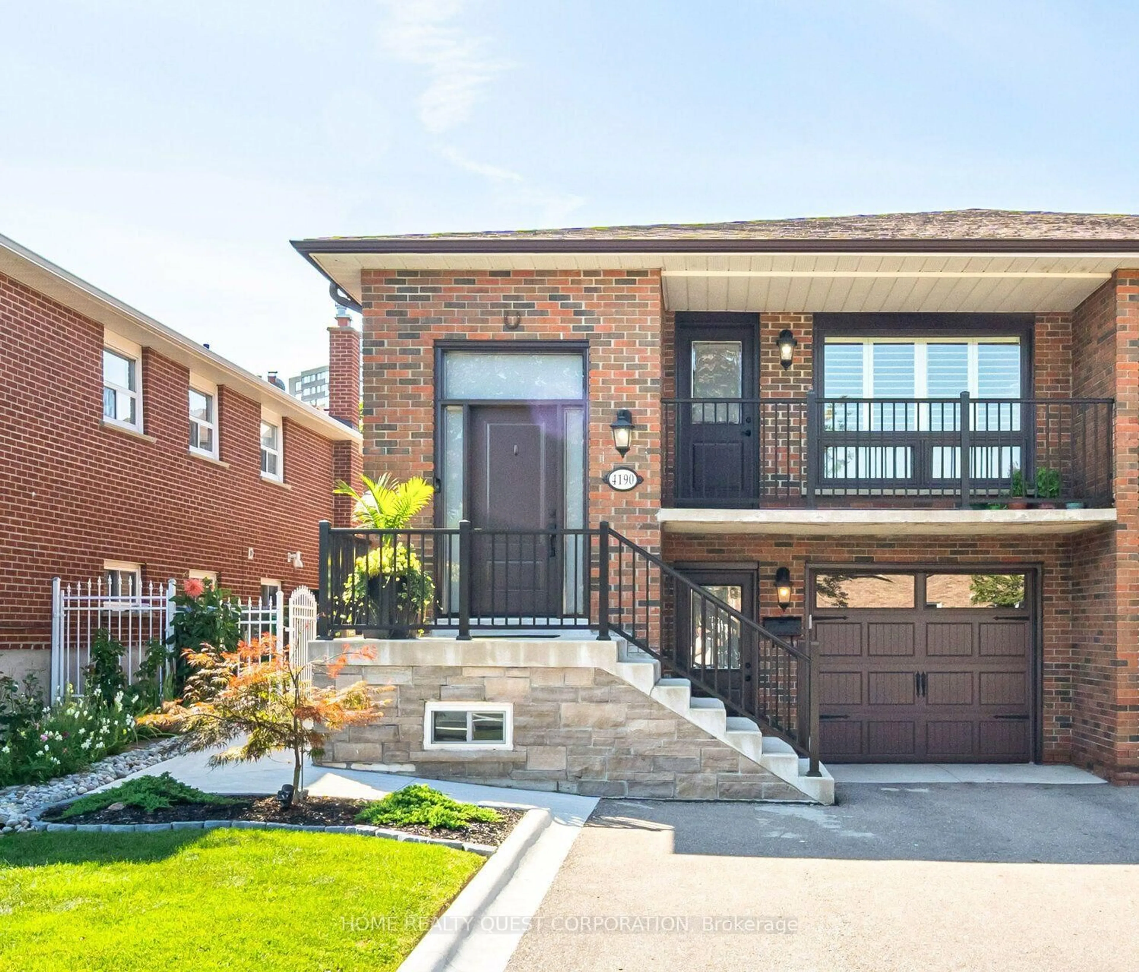 Home with brick exterior material, street for 4190 Bishopstoke Lane, Mississauga Ontario L4Z 1J3