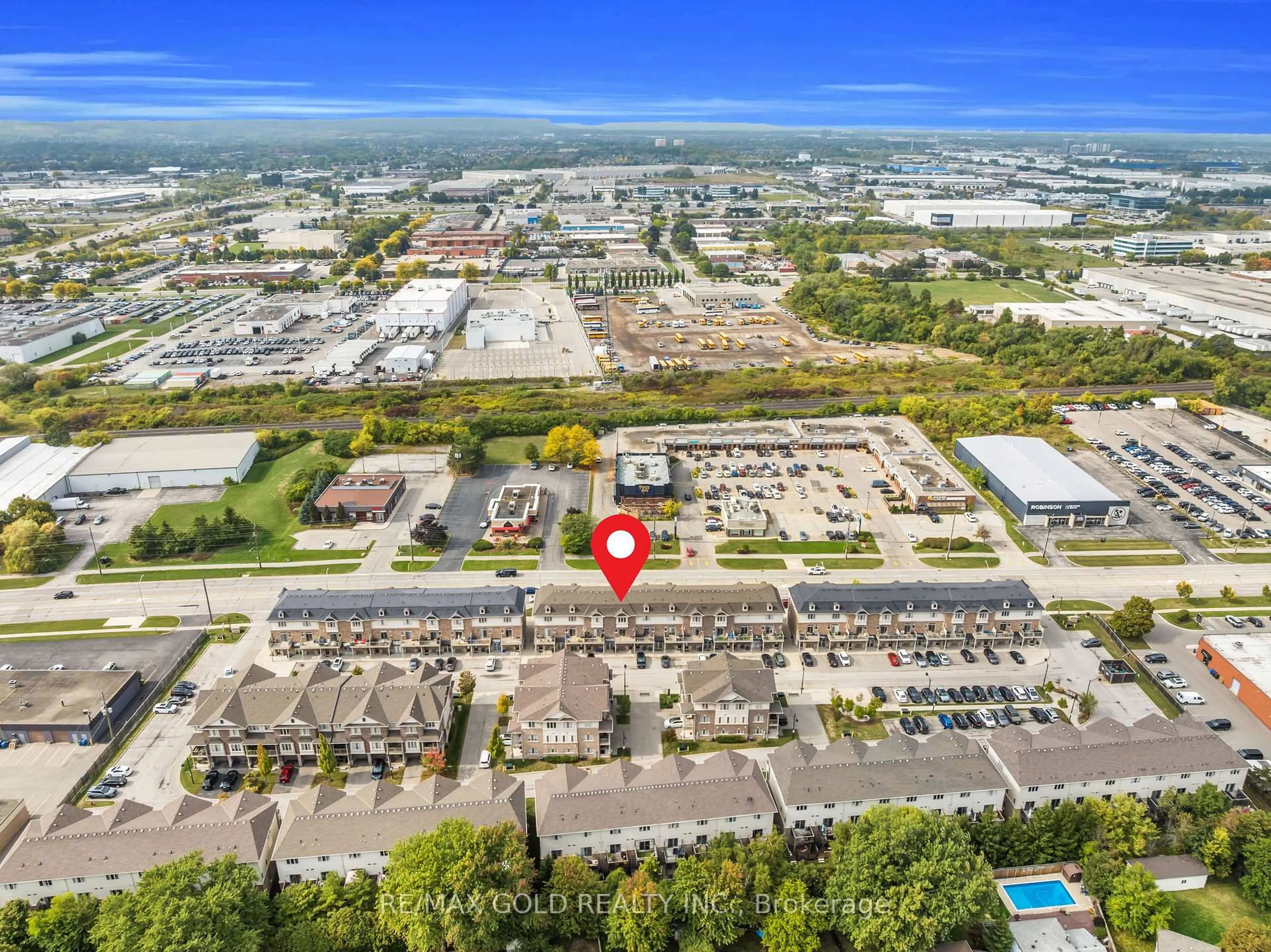A pic from outside/outdoor area/front of a property/back of a property/a pic from drone, unknown for 4145 Palermo Common #27, Burlington Ontario L7L 0G7