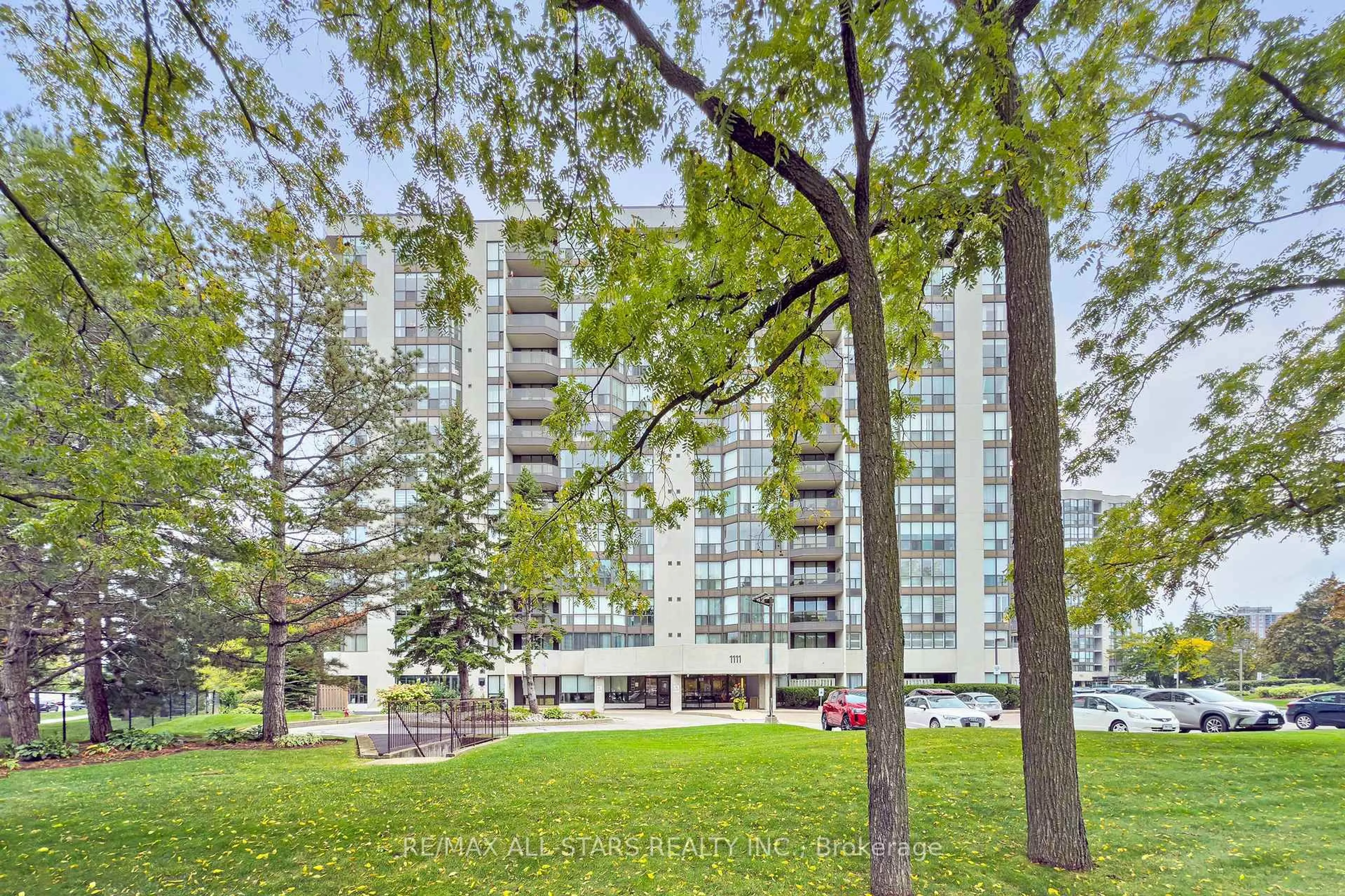 Patio, unknown for 1111 Bough Beeches Blvd #1101, Mississauga Ontario L4W 4N1