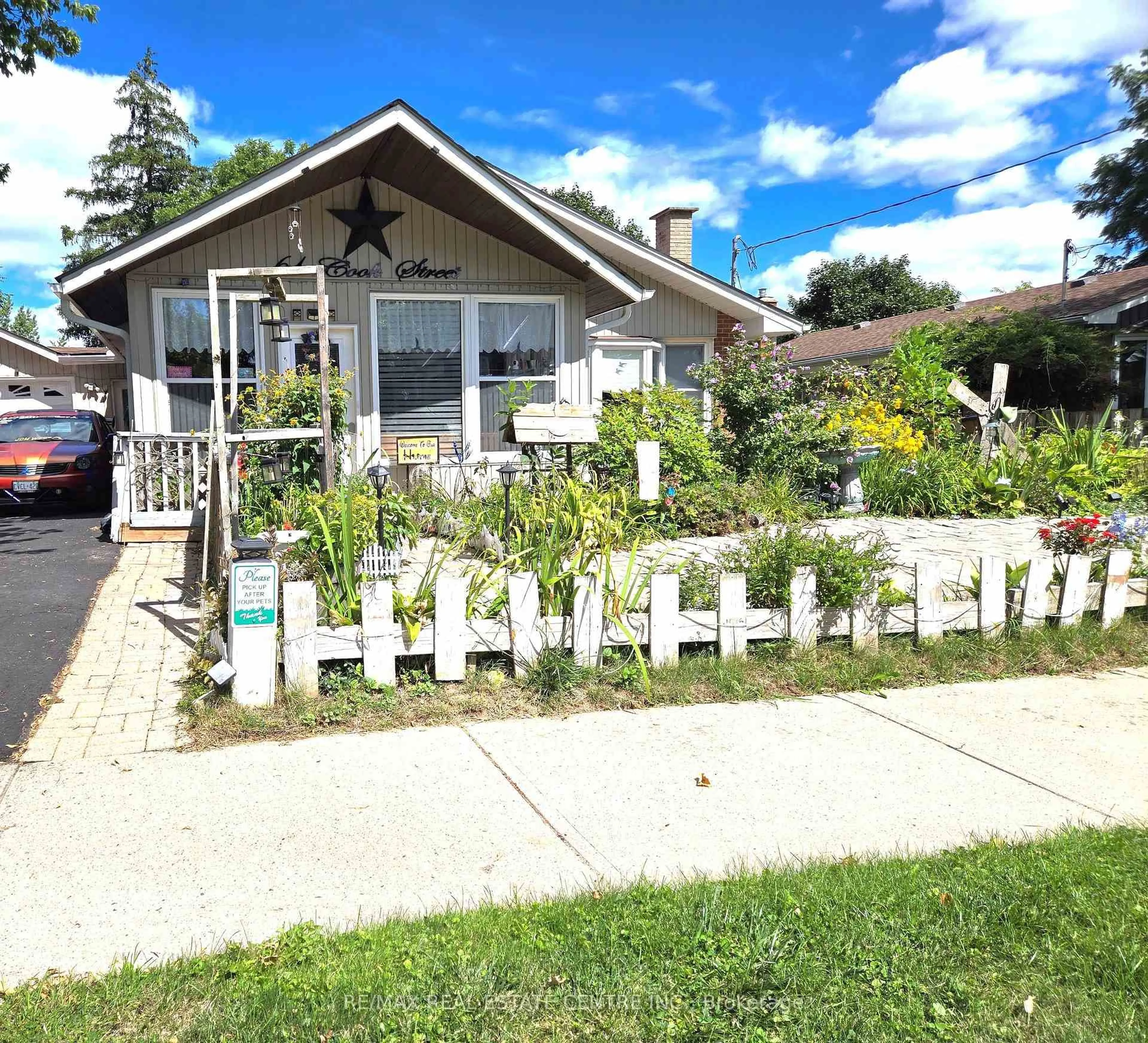 Unknown for 61 Cook St, Halton Hills Ontario L7J 1Z5
