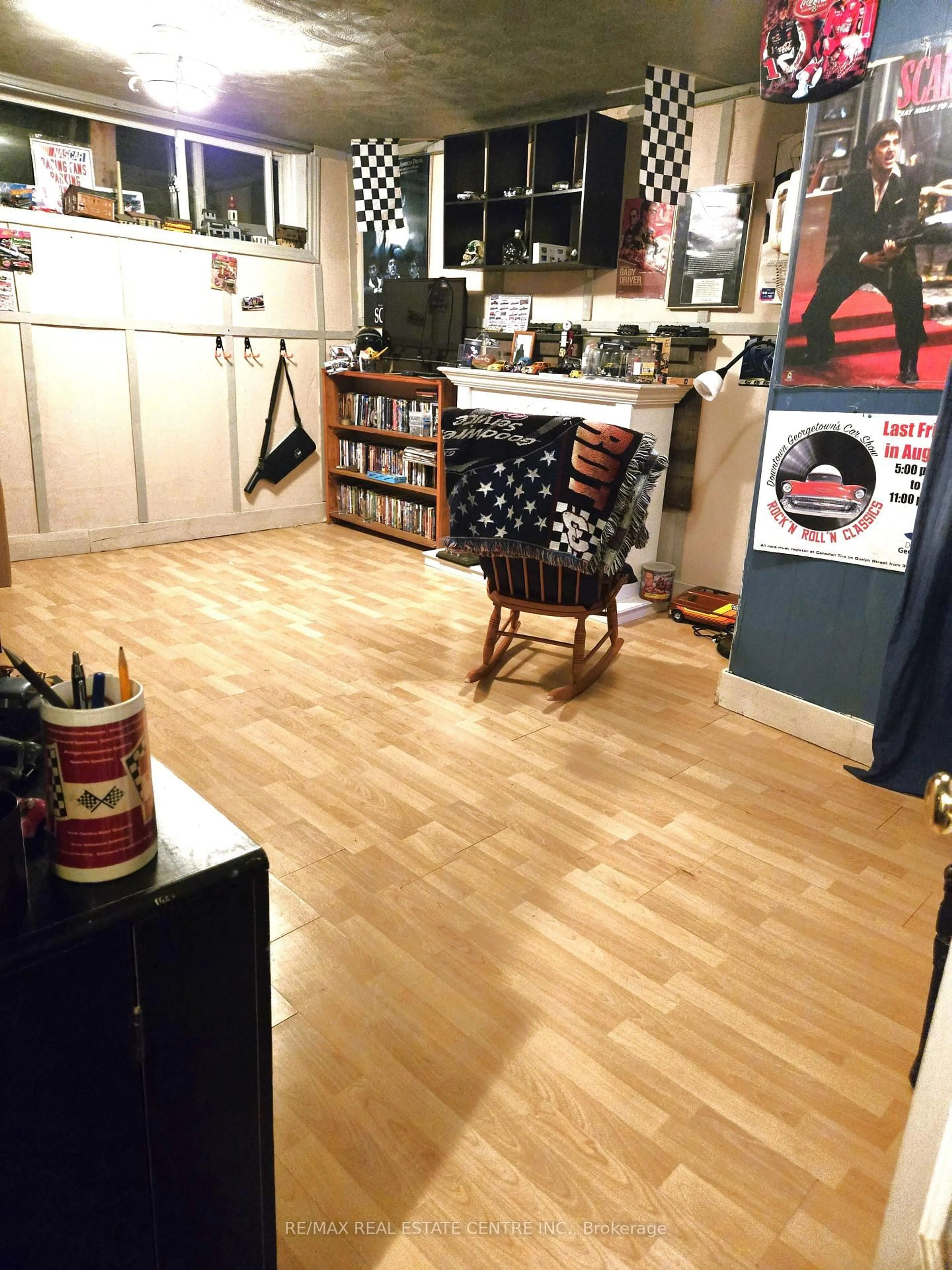 Open concept kitchen, unknown for 61 Cook St, Halton Hills Ontario L7J 1Z5