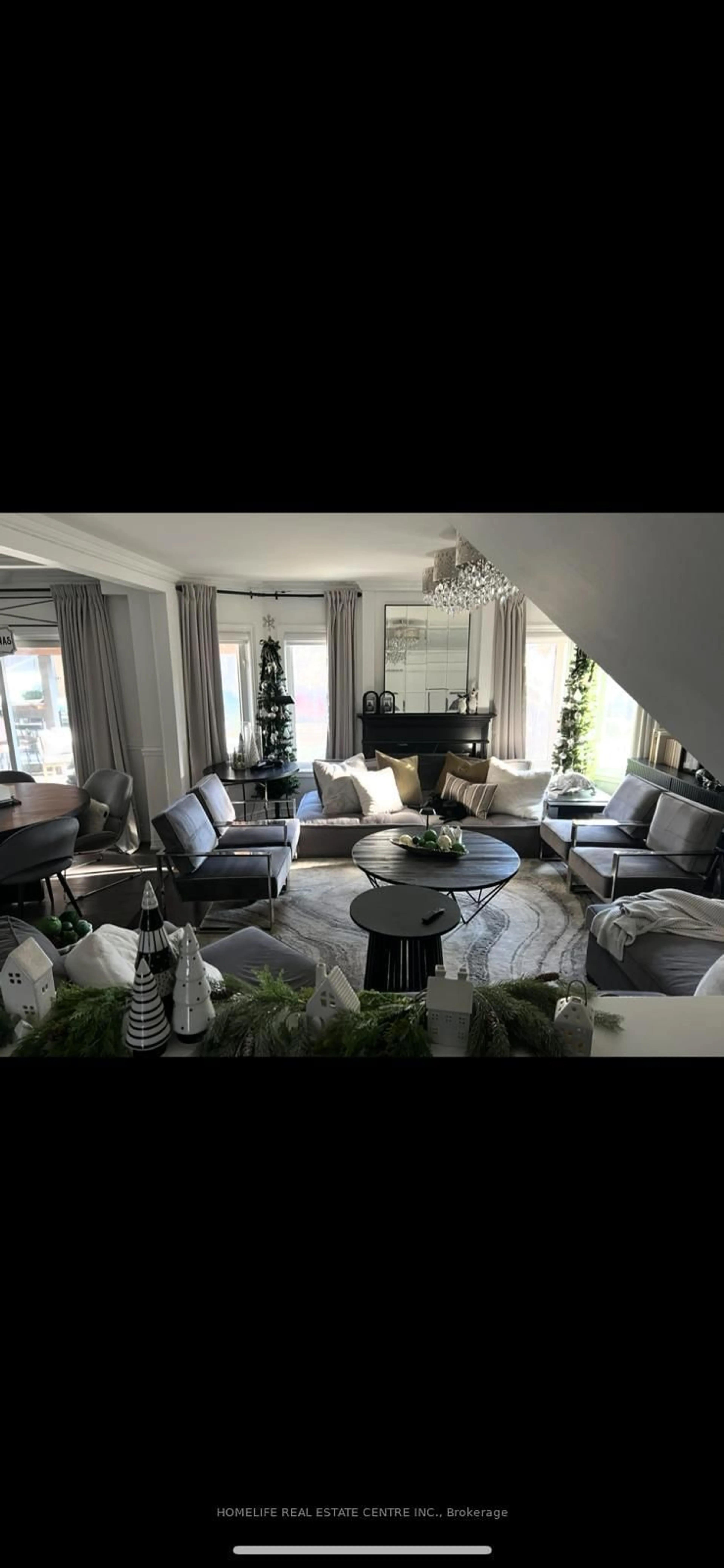 Living room with furniture, unknown for 38 Dunvegan Cres, Brampton Ontario L7A 2Y2