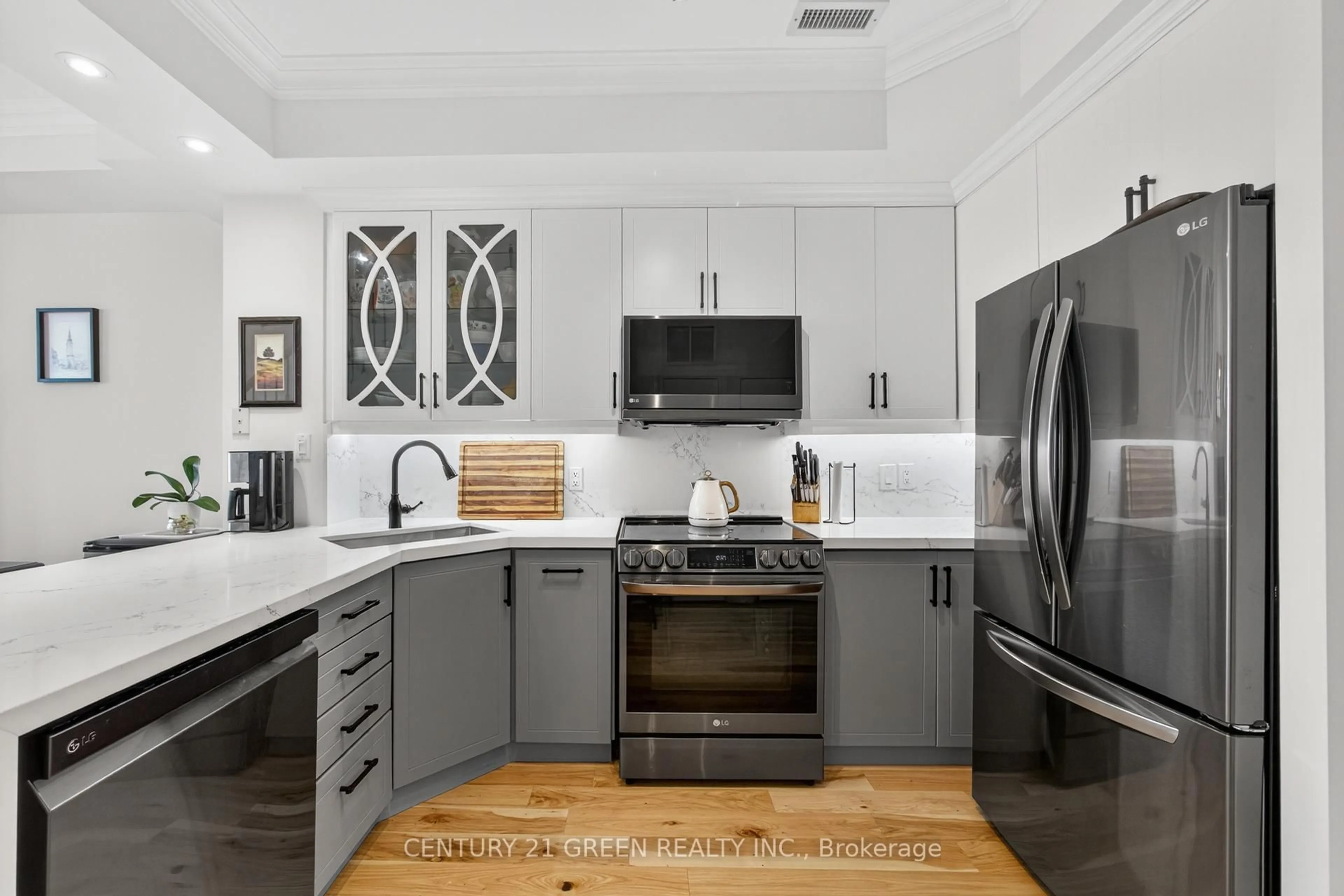 Contemporary kitchen, ceramic/tile floor for 3531 Lake Shore Blvd #316, Toronto Ontario M8W 1P4