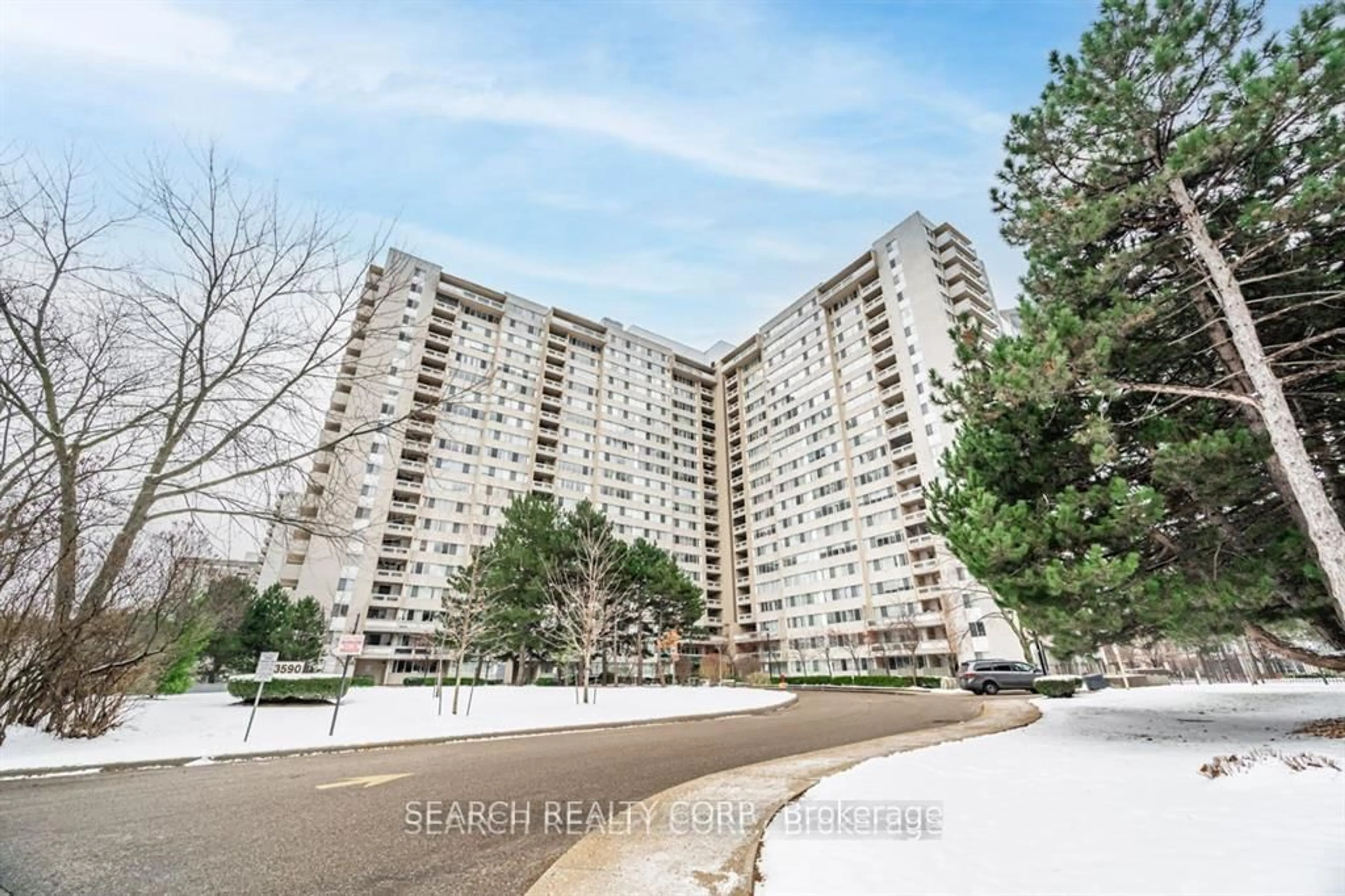 Unknown for 3590 Kaneff Cres #1108, Mississauga Ontario L5A 3X3