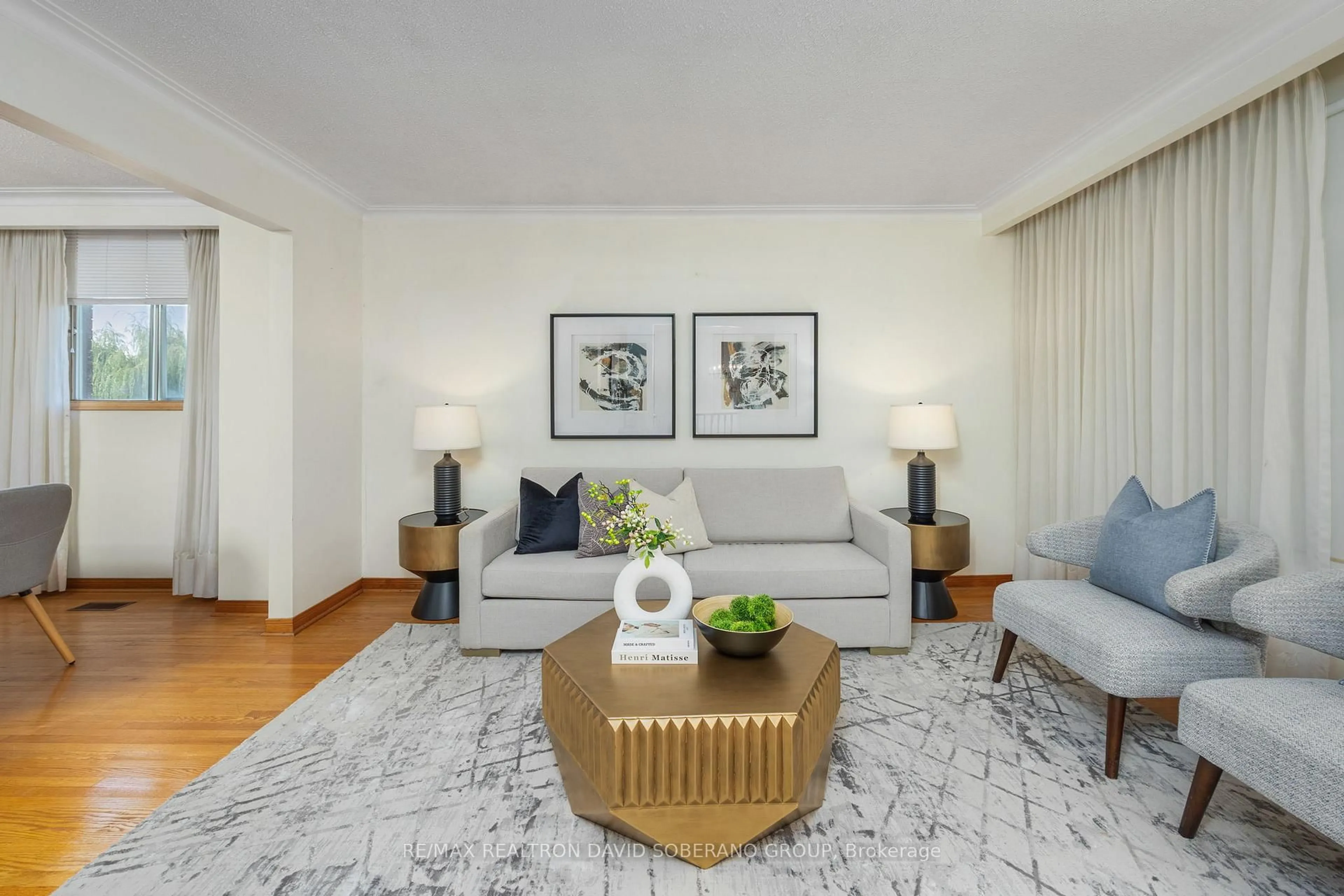 Living room with furniture, unknown for 335 Ranee Ave, Toronto Ontario M6A 1N9